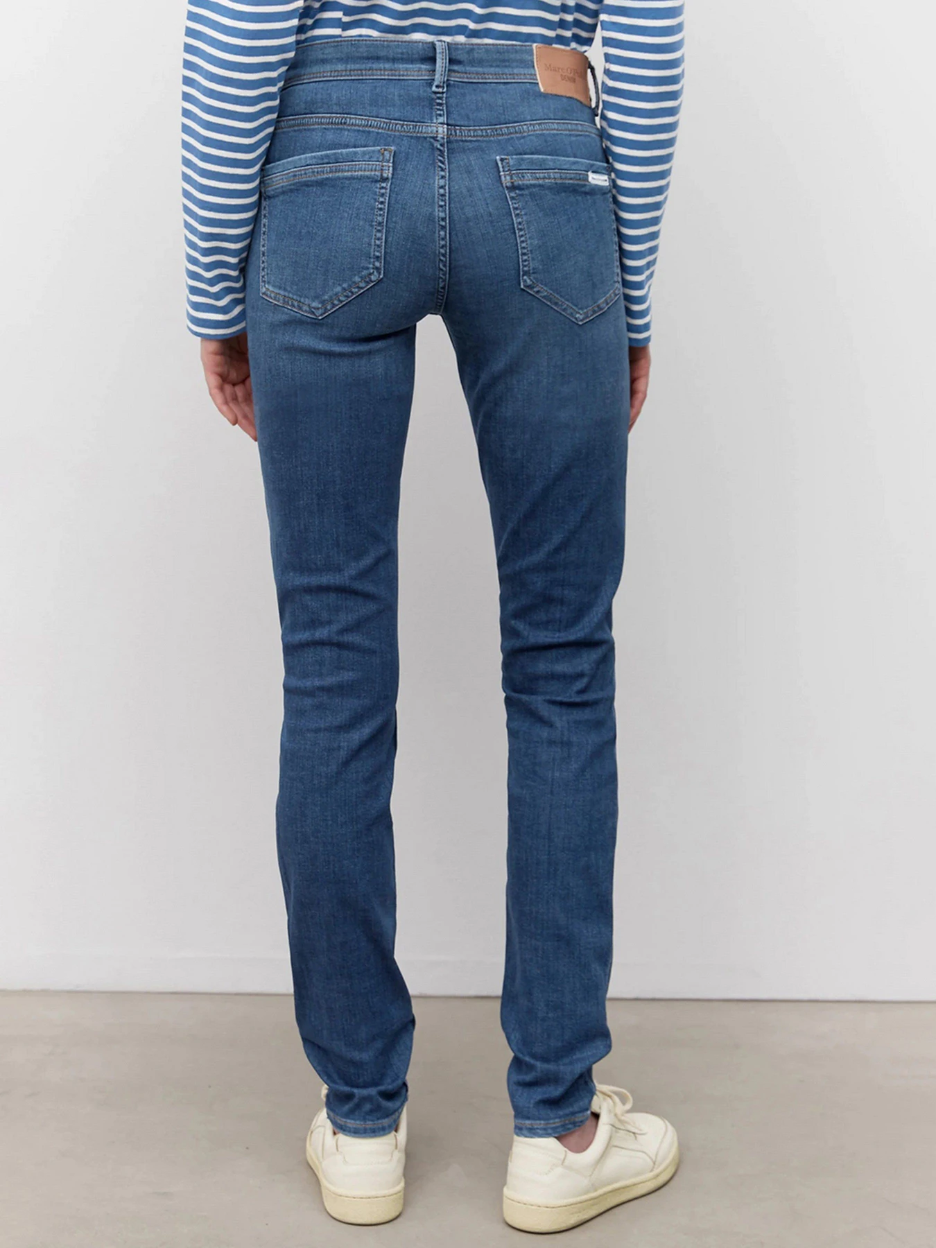 Джинсы Marc O’Polo DENIM ALVA Slim модель M41932212277-P80_32 Джинсы Marc O’Polo DENIM ALVA Slim модель M41932212277-P80_32 Фото
