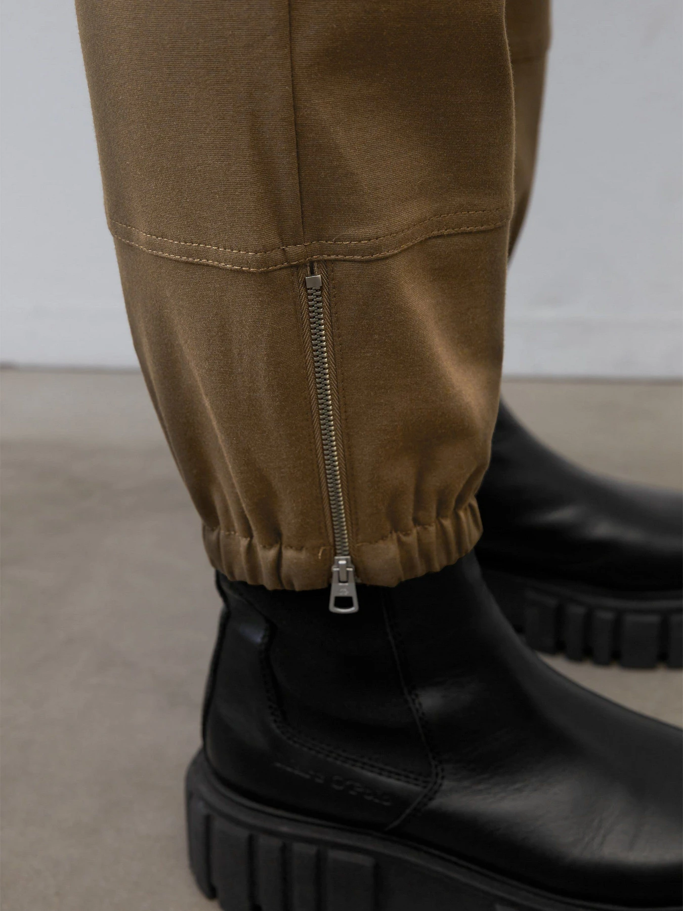 Брюки Marc O’Polo модель M09411910405-770 Фото