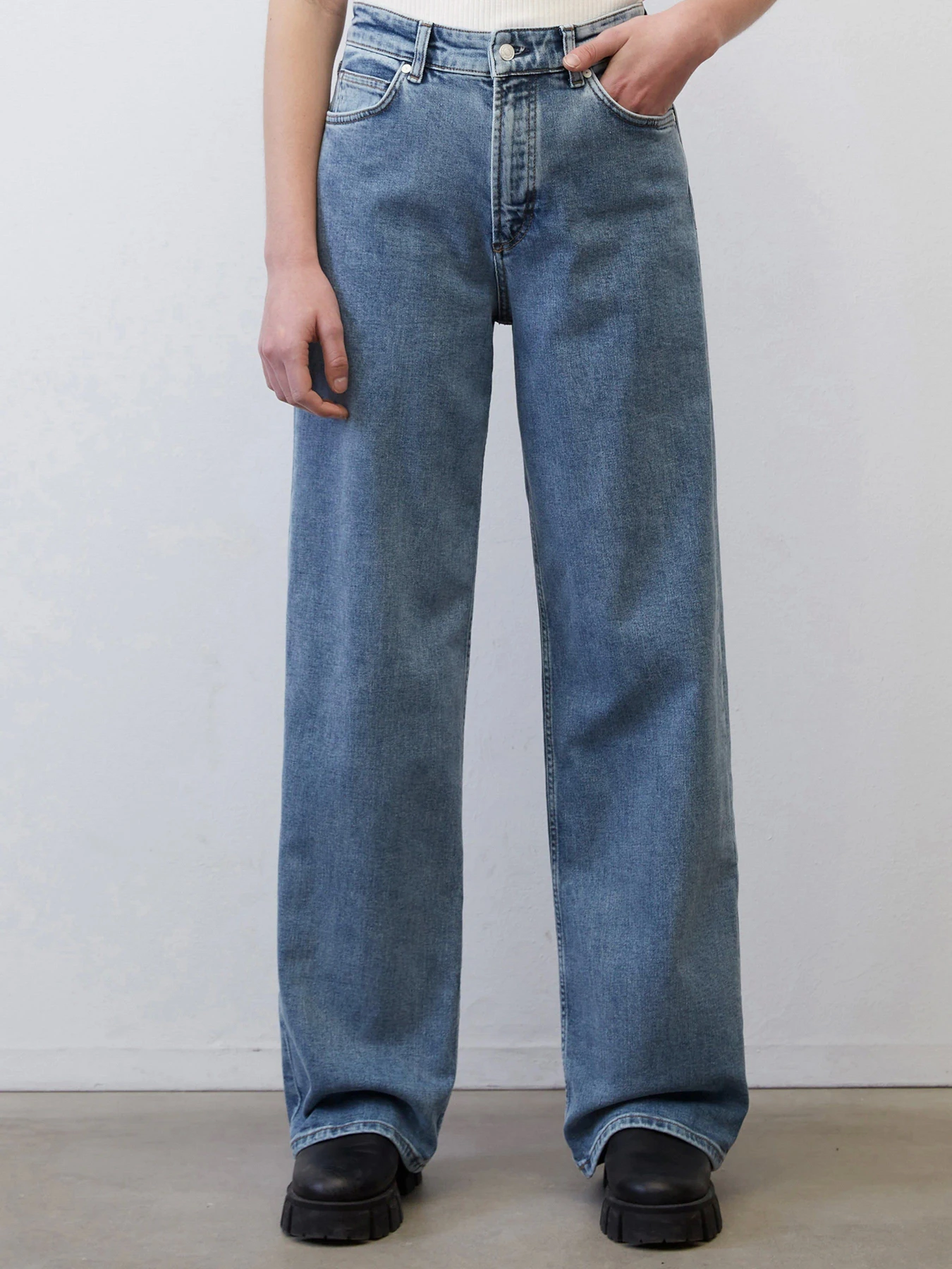 Джинсы Marc O’Polo DENIM модель 341921812313-P21_30 Фото