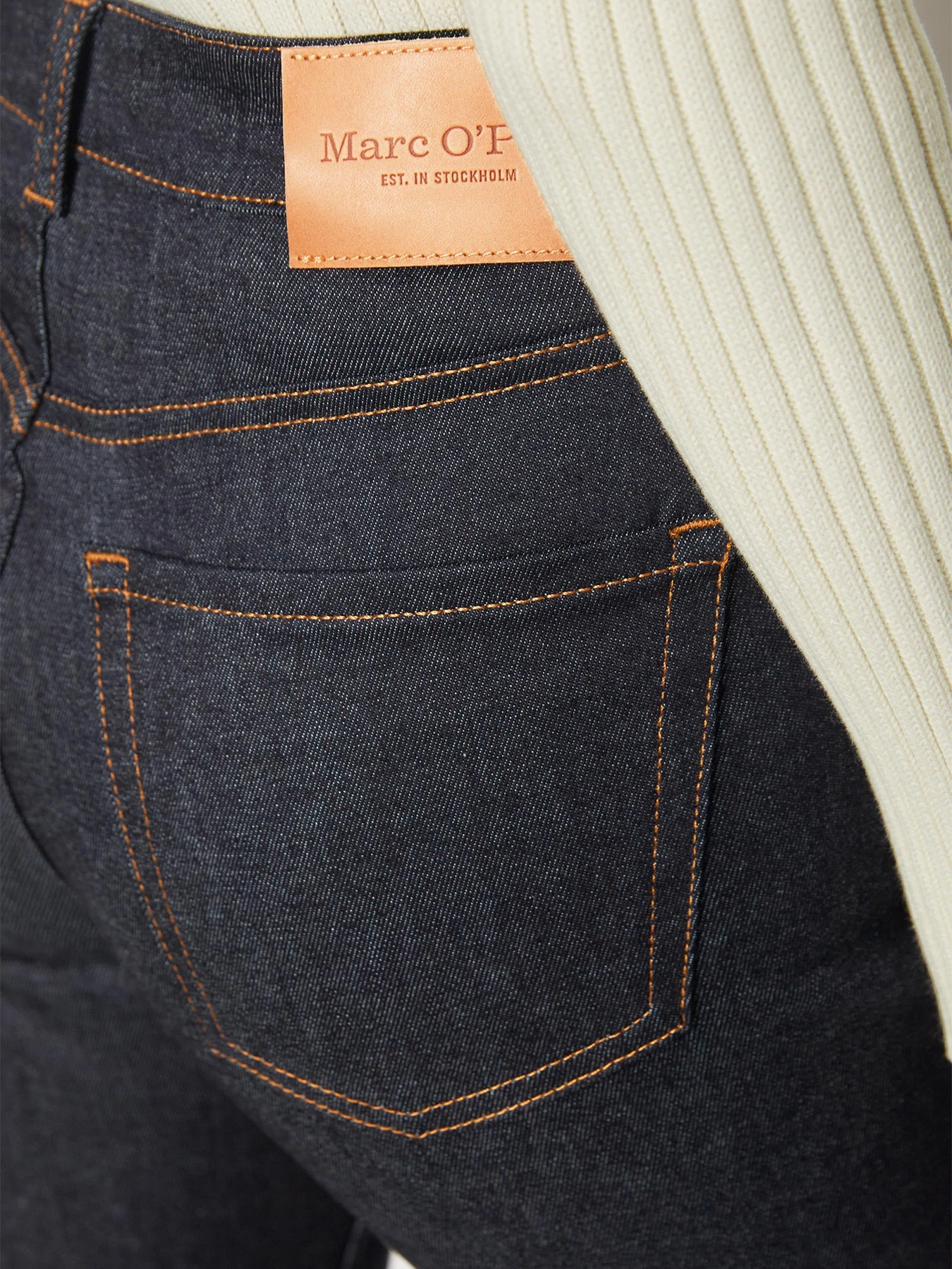 Джинсы Marc O’Polo модель 309906112057-001 Джинсы Marc O’Polo модель 309906112057-001 Фото
