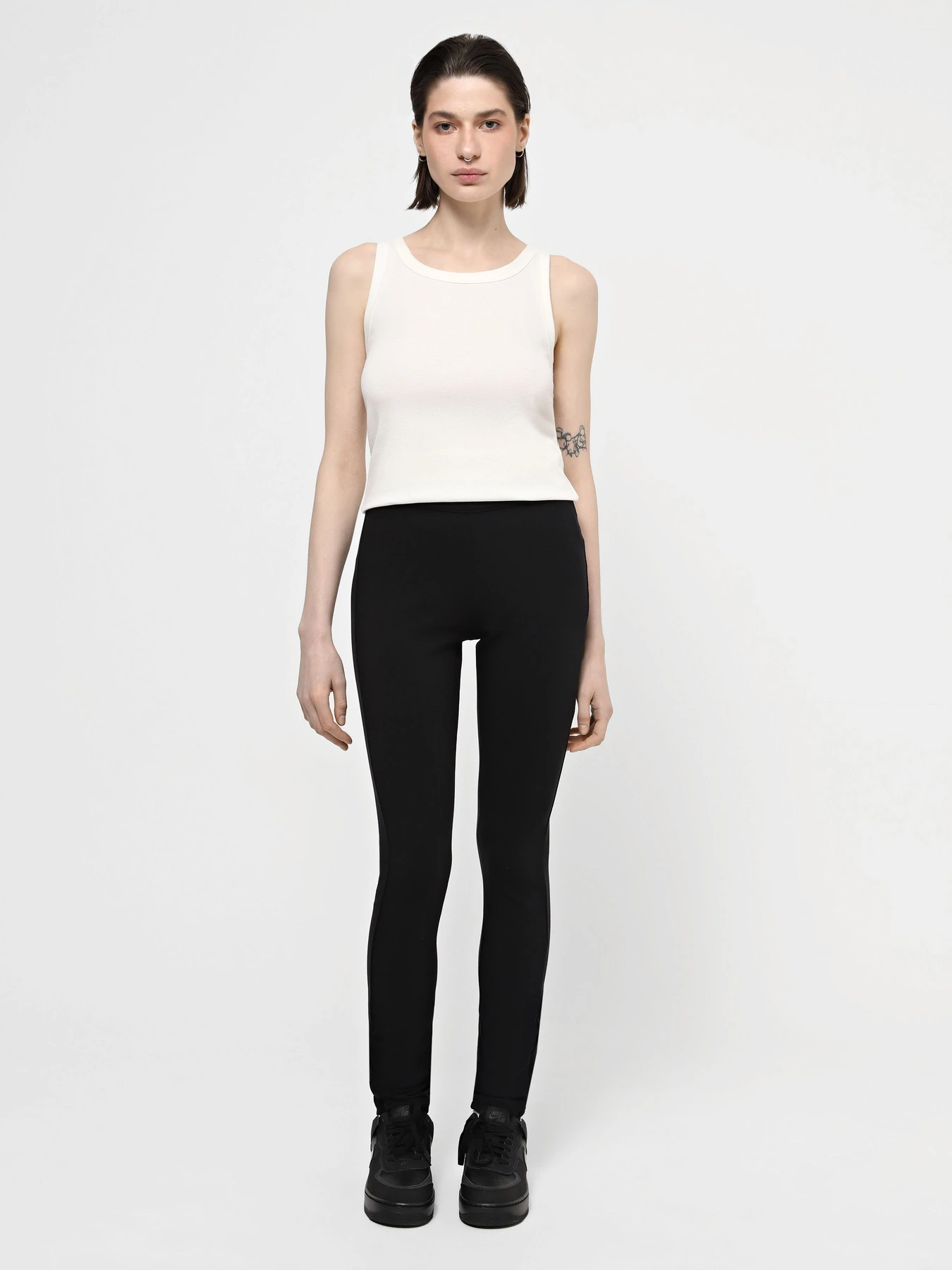 Штани Marc O’Polo модель 400309219023-990 Фото