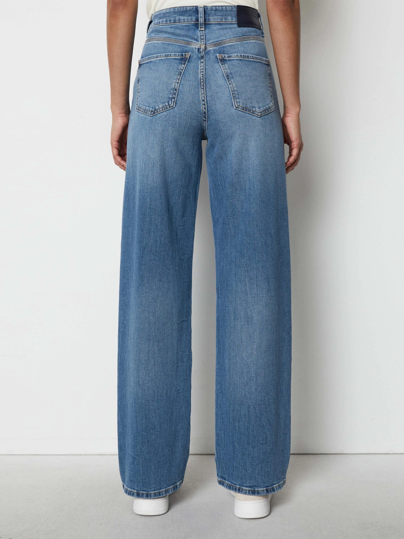 Джинсы Marc O’Polo DENIM модель 441921012313-P57 Джинсы Marc O’Polo DENIM модель 441921012313-P57 Фото