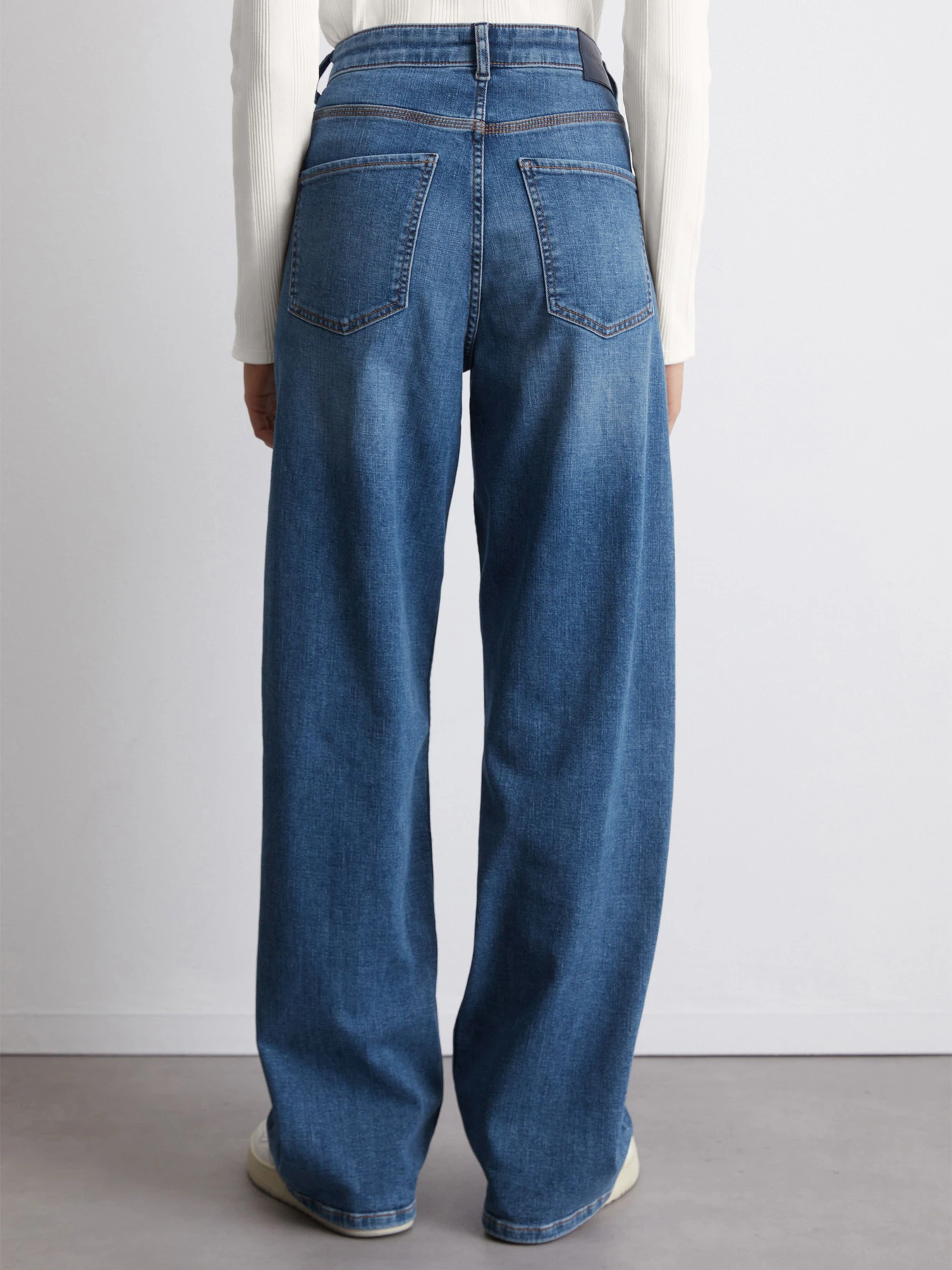 Джинсы Marc O’Polo DENIM модель 5000005525-4947 Джинсы Marc O’Polo DENIM модель 5000005525-4947 Фото