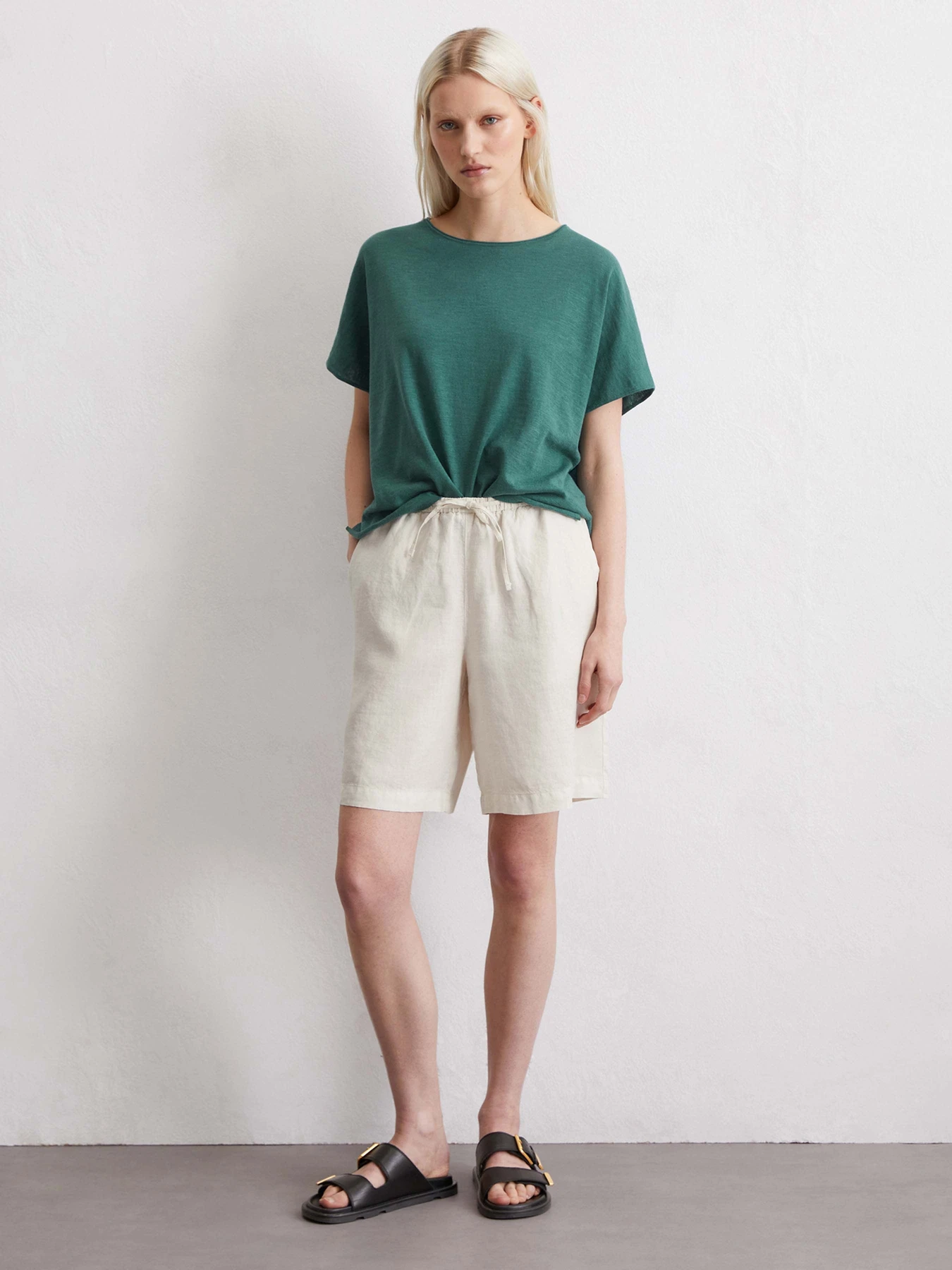 Шорты Marc O’Polo модель 504011215049-195 Шорты Marc O’Polo модель 504011215049-195 Фото