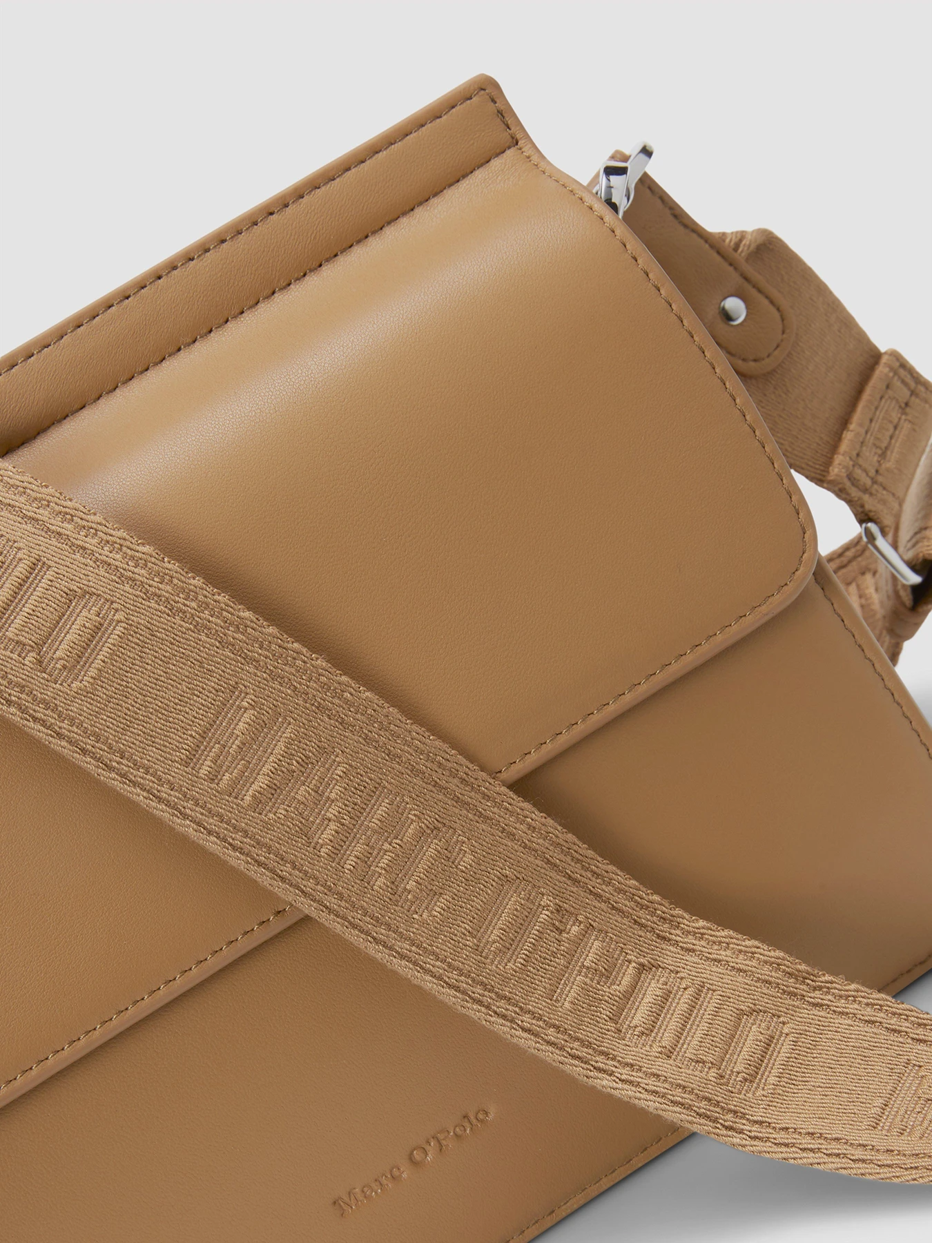 Сумки Marc O’Polo модель 10219680801108-747 Сумки Marc O’Polo модель 10219680801108-747 Фото