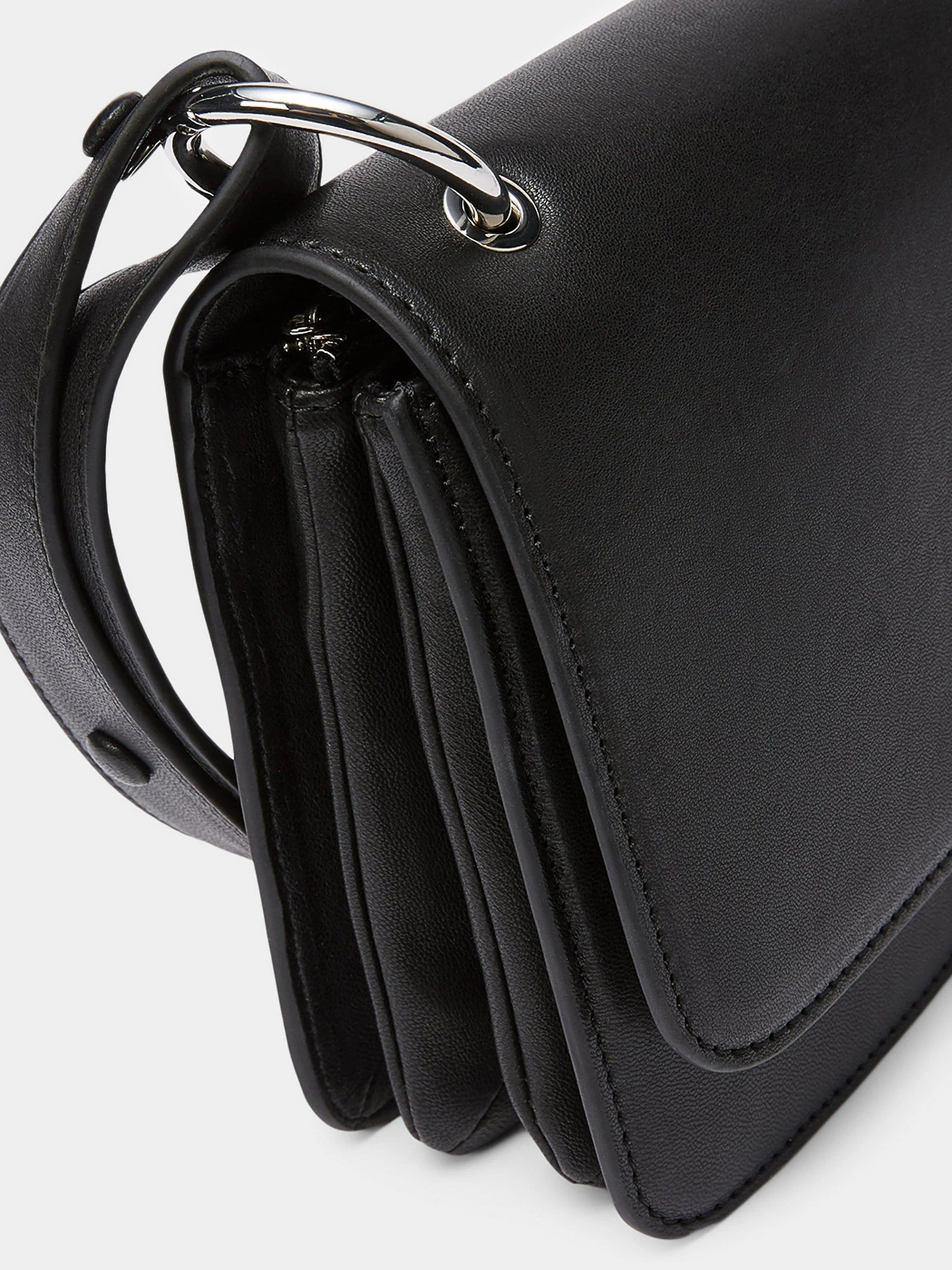 Сумки Marc O’Polo модель 11019680702114-990 Сумки Marc O’Polo модель 11019680702114-990 Фото