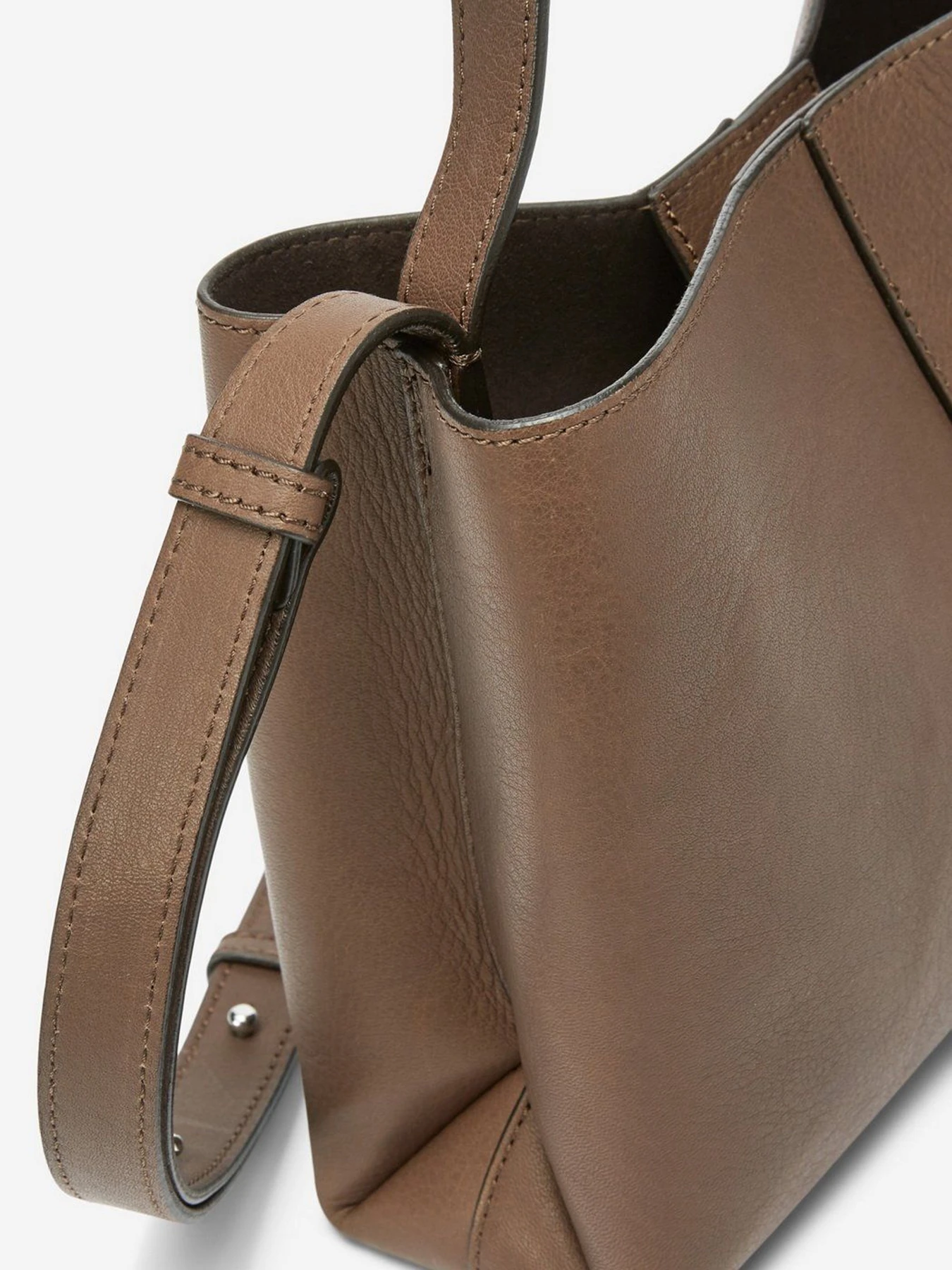Сумки Marc O’Polo модель 11119700701302-789 Сумки Marc O’Polo модель 11119700701302-789 Фото