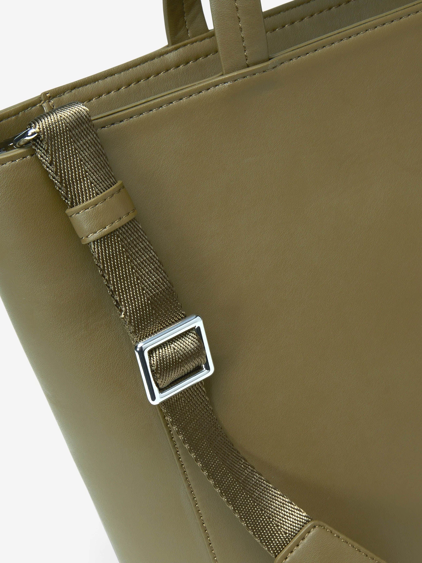 Сумки Marc O’Polo модель 30912100101631-442 Фото