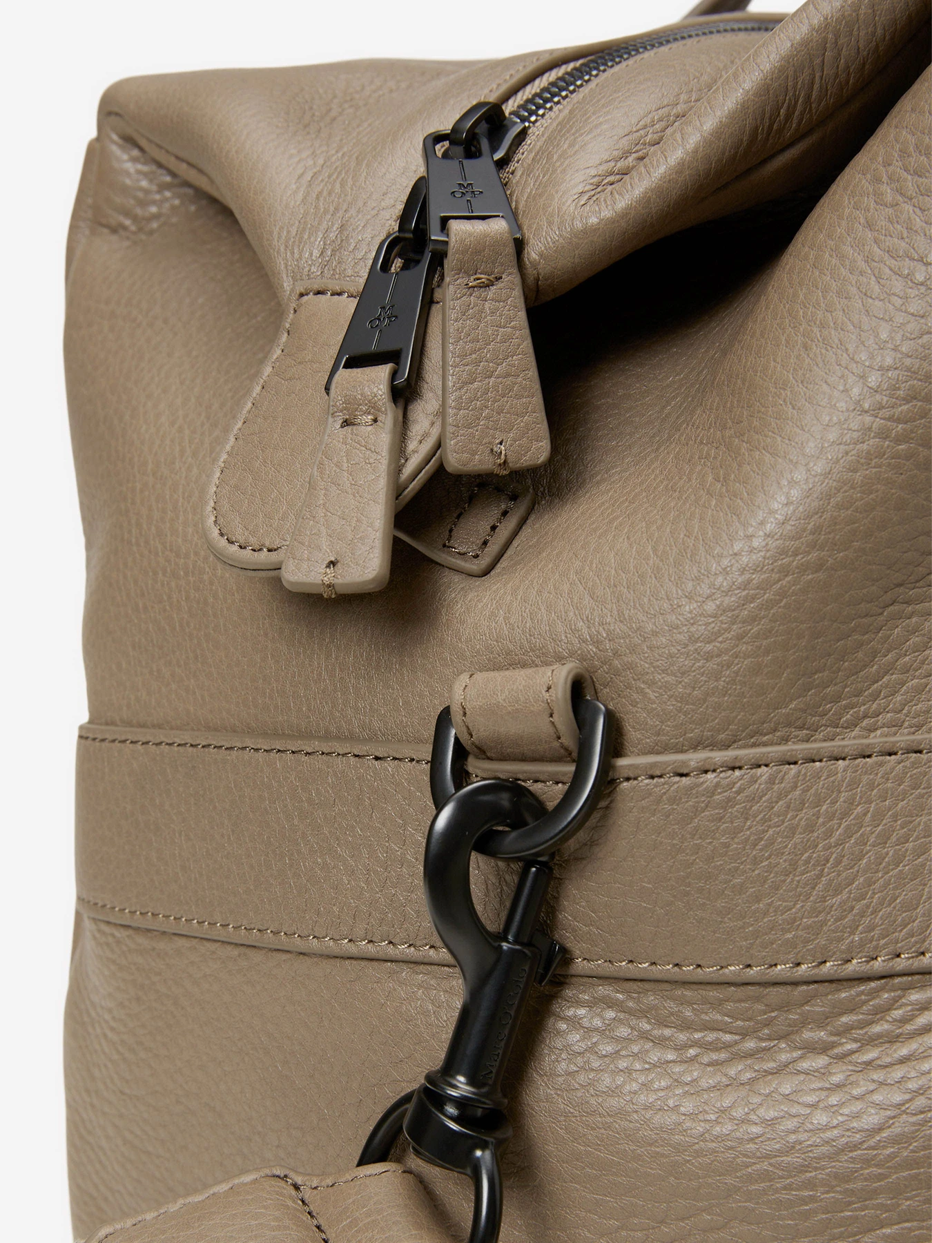 Дорожные сумки и чемоданы Marc O’Polo модель 40221853601106-700 Дорожные сумки и чемоданы Marc O’Polo модель 40221853601106-700 Фото