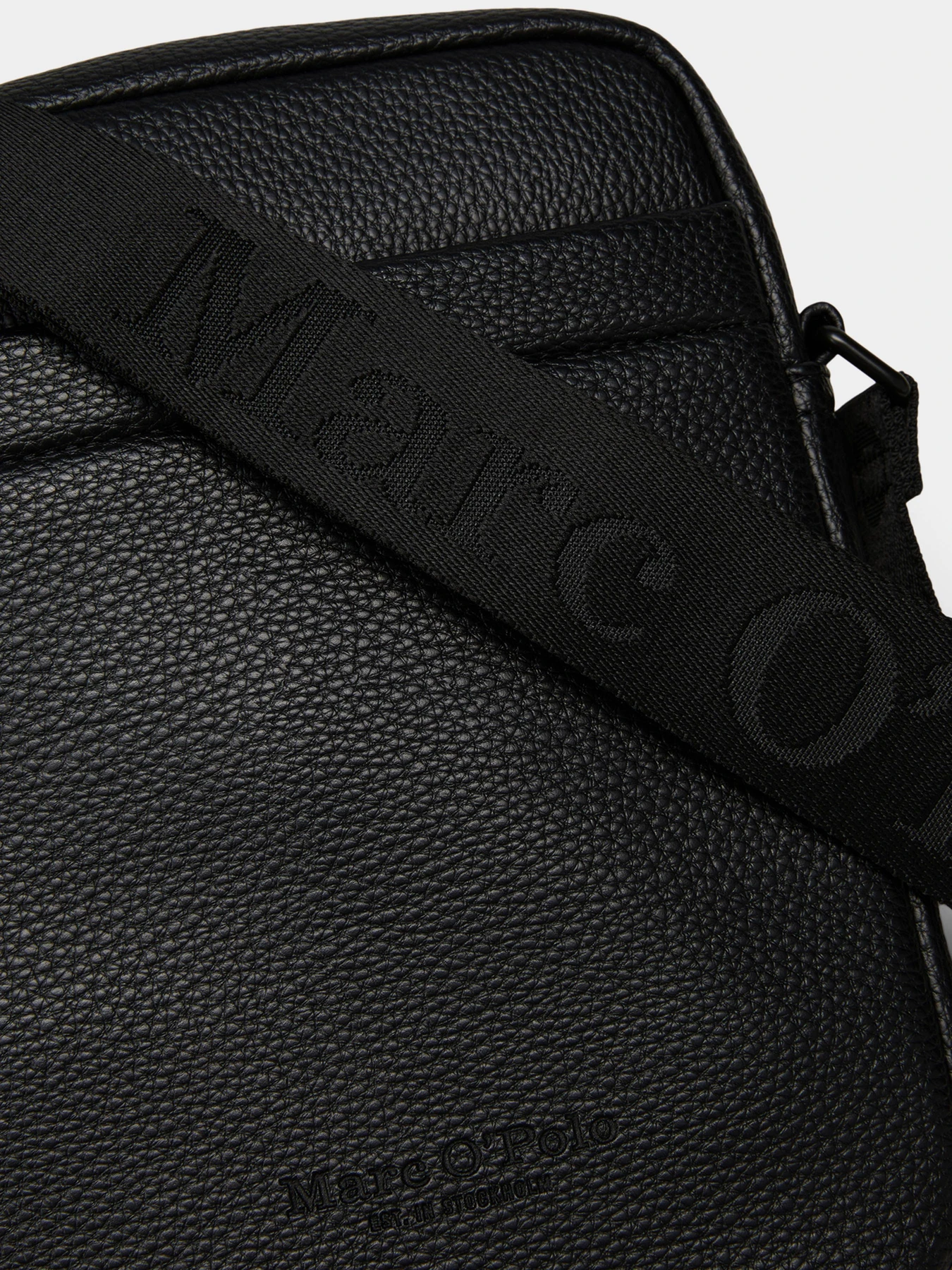 Сумки Marc O’Polo модель 40922100701640-990 Сумки Marc O’Polo модель 40922100701640-990 Фото