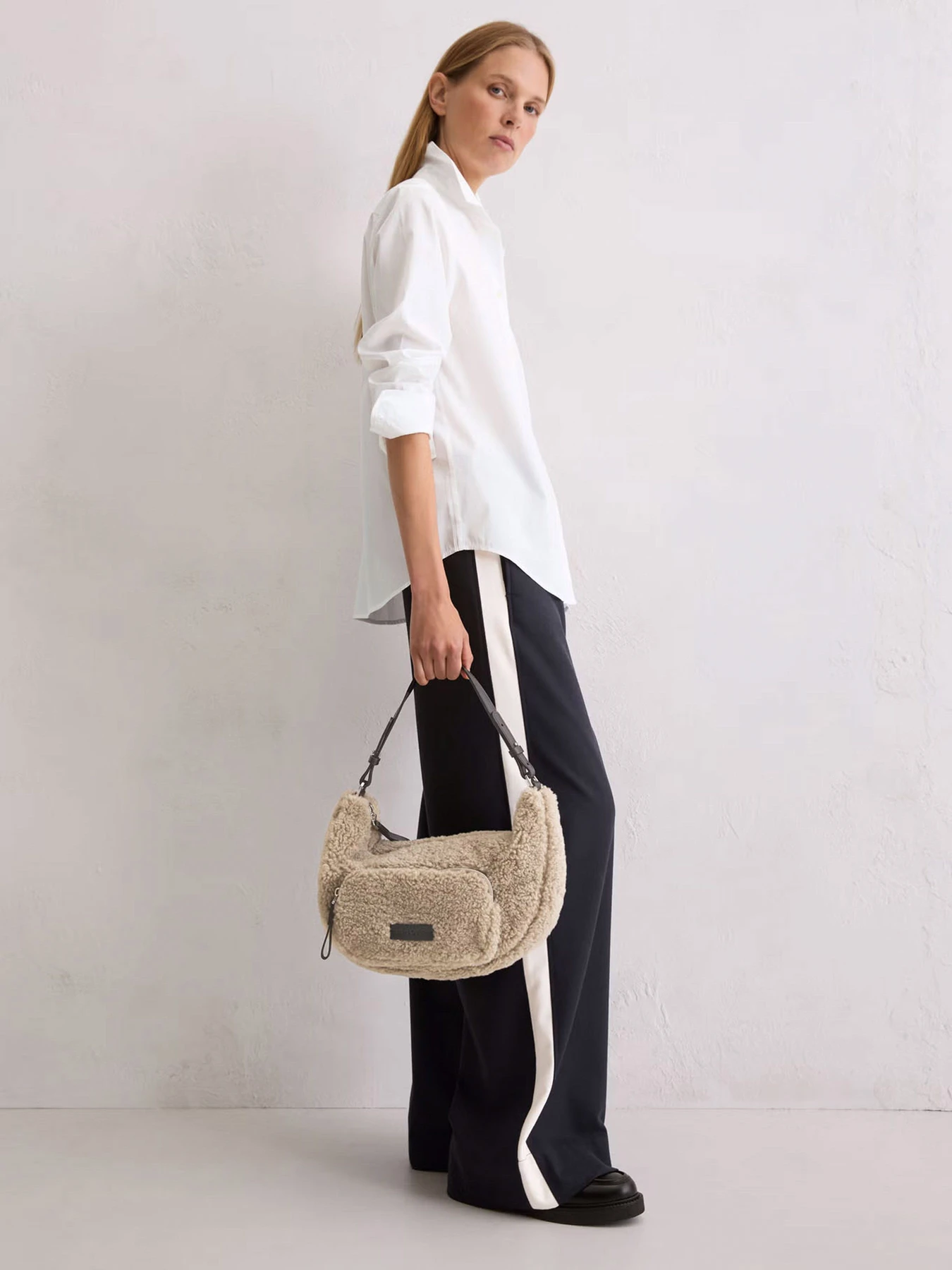 Сумки Marc O’Polo модель 5000010915001-1724 Сумки Marc O’Polo модель 5000010915001-1724 Фото