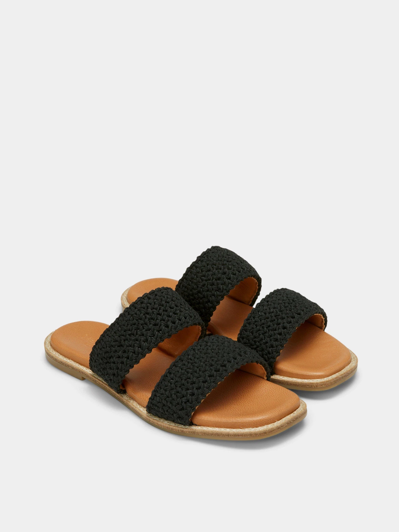 Шлёпанцы Marc O’Polo модель 30317901103634-990 Шлёпанцы Marc O’Polo модель 30317901103634-990 Фото