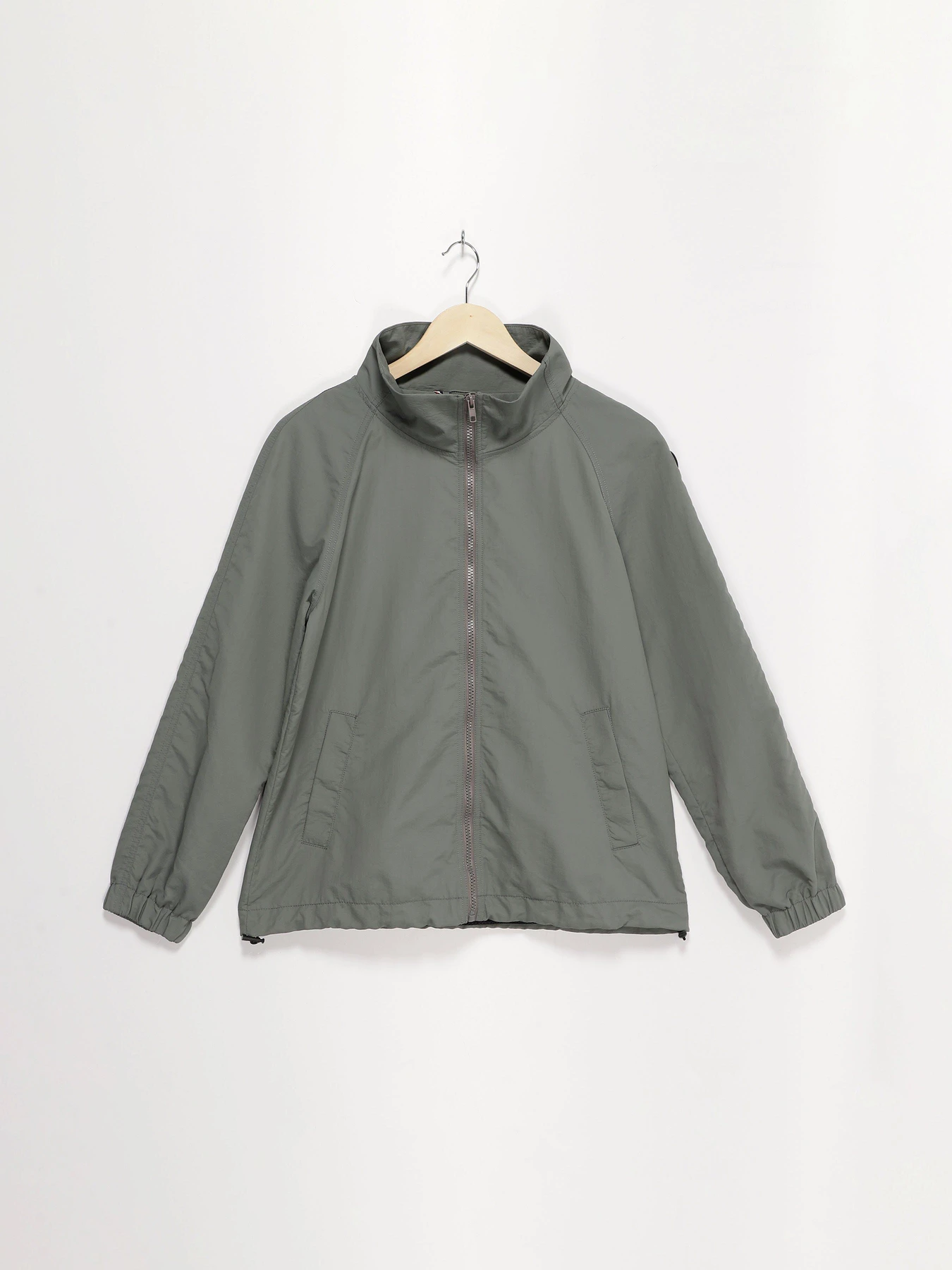 Куртки и дубленки Q/S модель 46003512148_оливковий Куртки и дубленки Q/S модель 46003512148_оливковий Фото