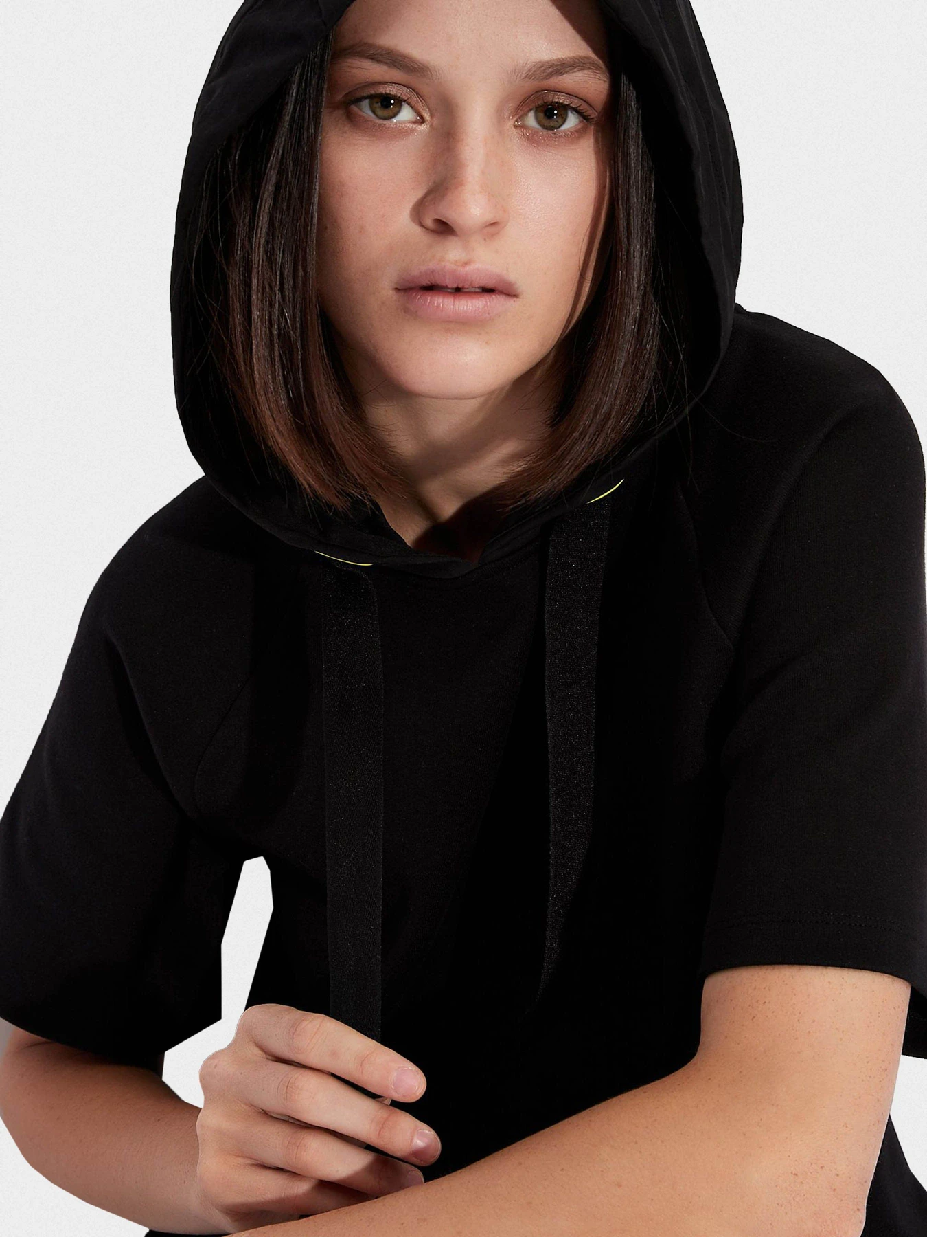 Платья Armani Exchange модель 6HYA85-YJ6EZ-1200 Платья Armani Exchange модель 6HYA85-YJ6EZ-1200 Фото