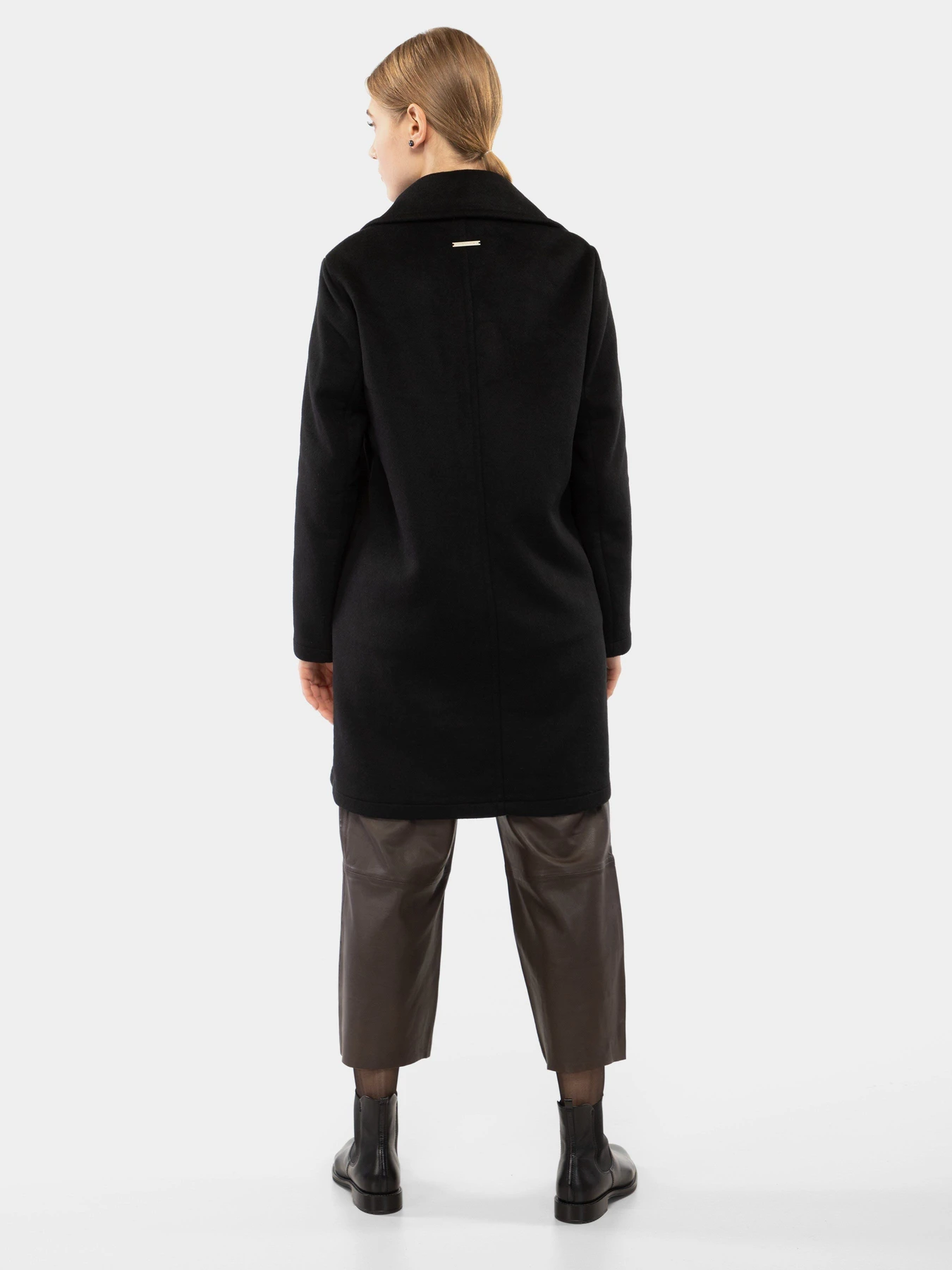 Пальто и плащи Armani Exchange модель 6HYK25-YNLQZ-1200 Пальто и плащи Armani Exchange модель 6HYK25-YNLQZ-1200 Фото