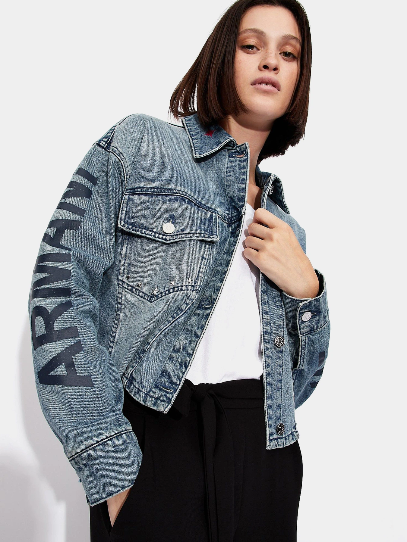 Худи и свитшоты Armani Exchange модель 6HYM1E-YMB1Z-1100 Худи и свитшоты Armani Exchange модель 6HYM1E-YMB1Z-1100 Фото