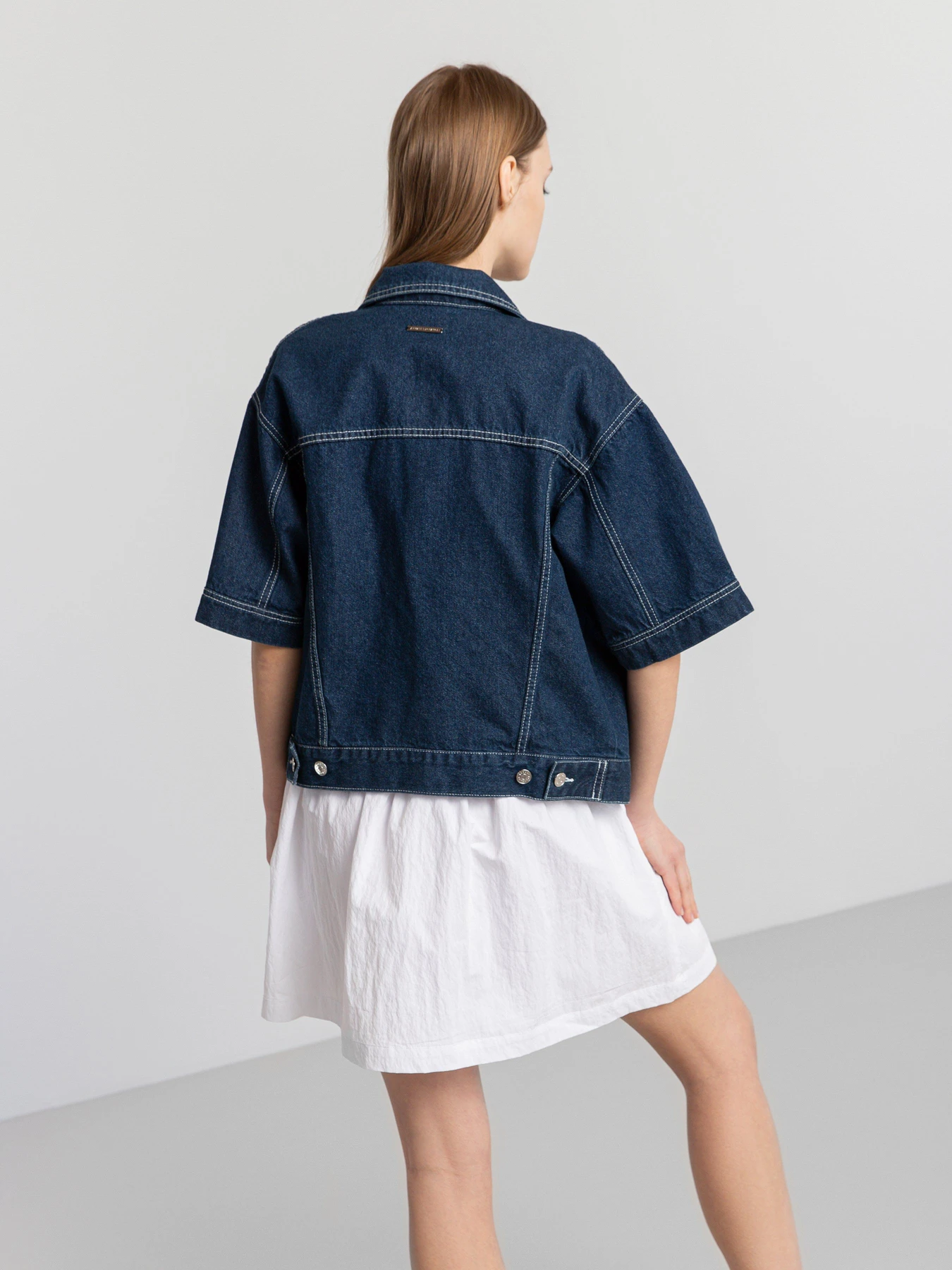 Куртки и дубленки Armani Exchange модель 3KYB16-Y1ZEZ-1500 Куртки и дубленки Armani Exchange модель 3KYB16-Y1ZEZ-1500 Фото