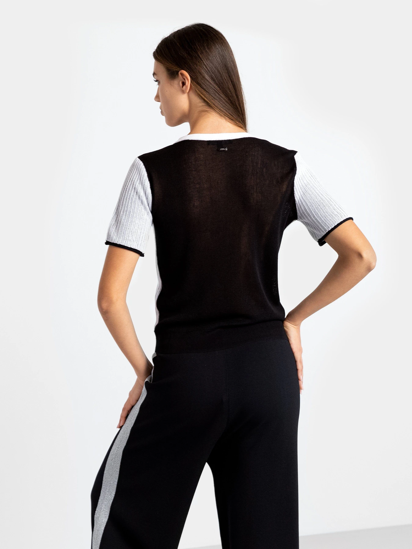 Футболки и поло Armani Exchange модель 3KYM1M-YMN7Z-8229 Футболки и поло Armani Exchange модель 3KYM1M-YMN7Z-8229 Фото