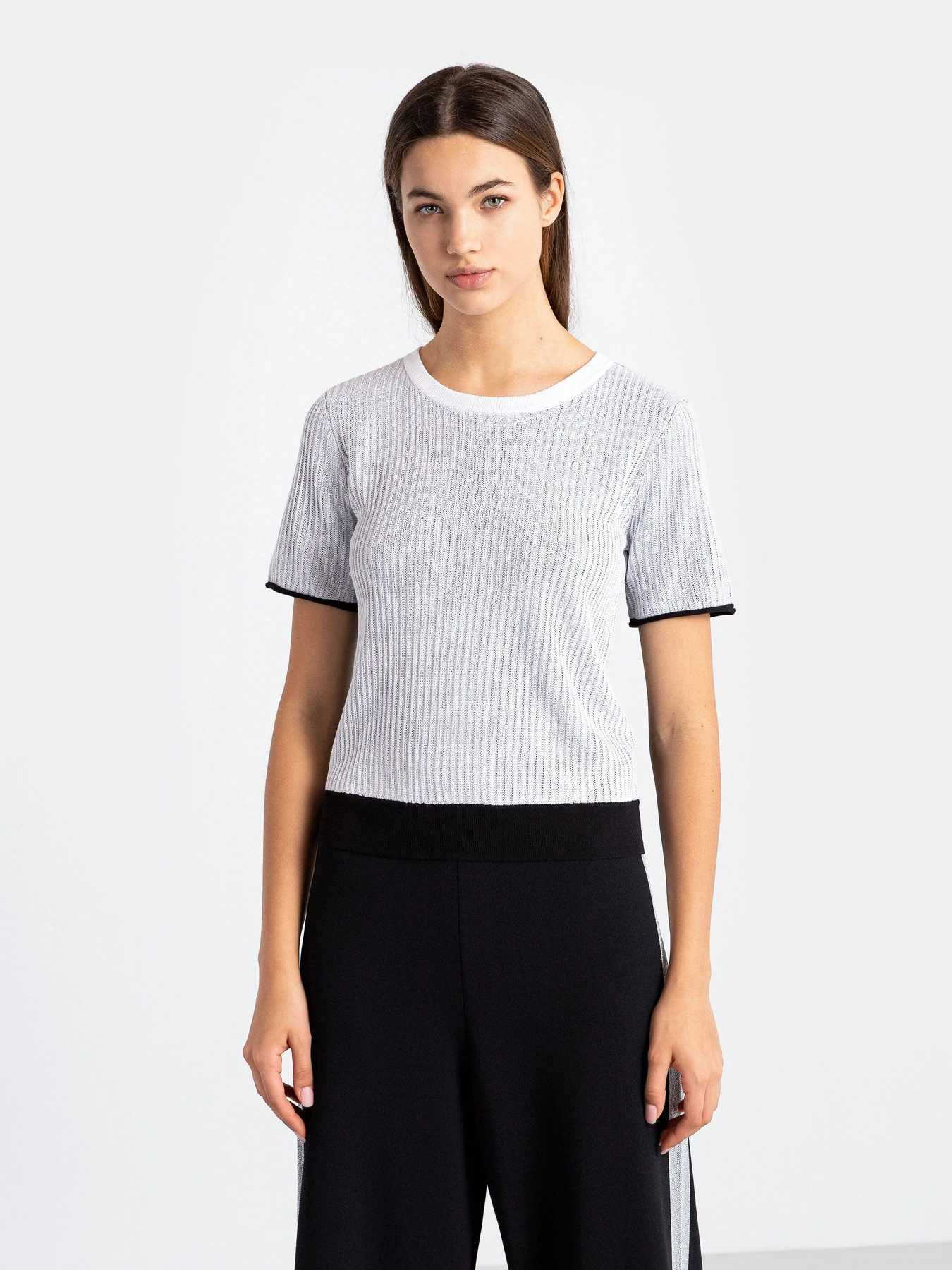 Футболки и поло Armani Exchange модель 3KYM1M-YMN7Z-8229 Футболки и поло Armani Exchange модель 3KYM1M-YMN7Z-8229 Фото