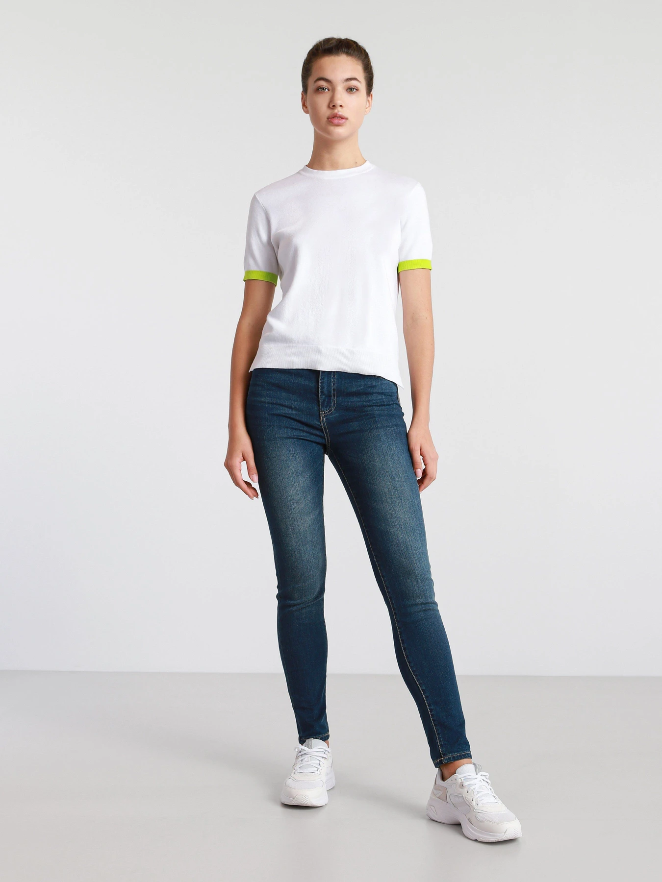 Джинсы Armani Exchange Super Skinny модель 8NYJ24-Y7AZZ-1500 Фото