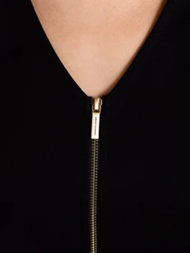 Платья Armani Exchange модель 3KYA75-YJX8Z-1200 Фото