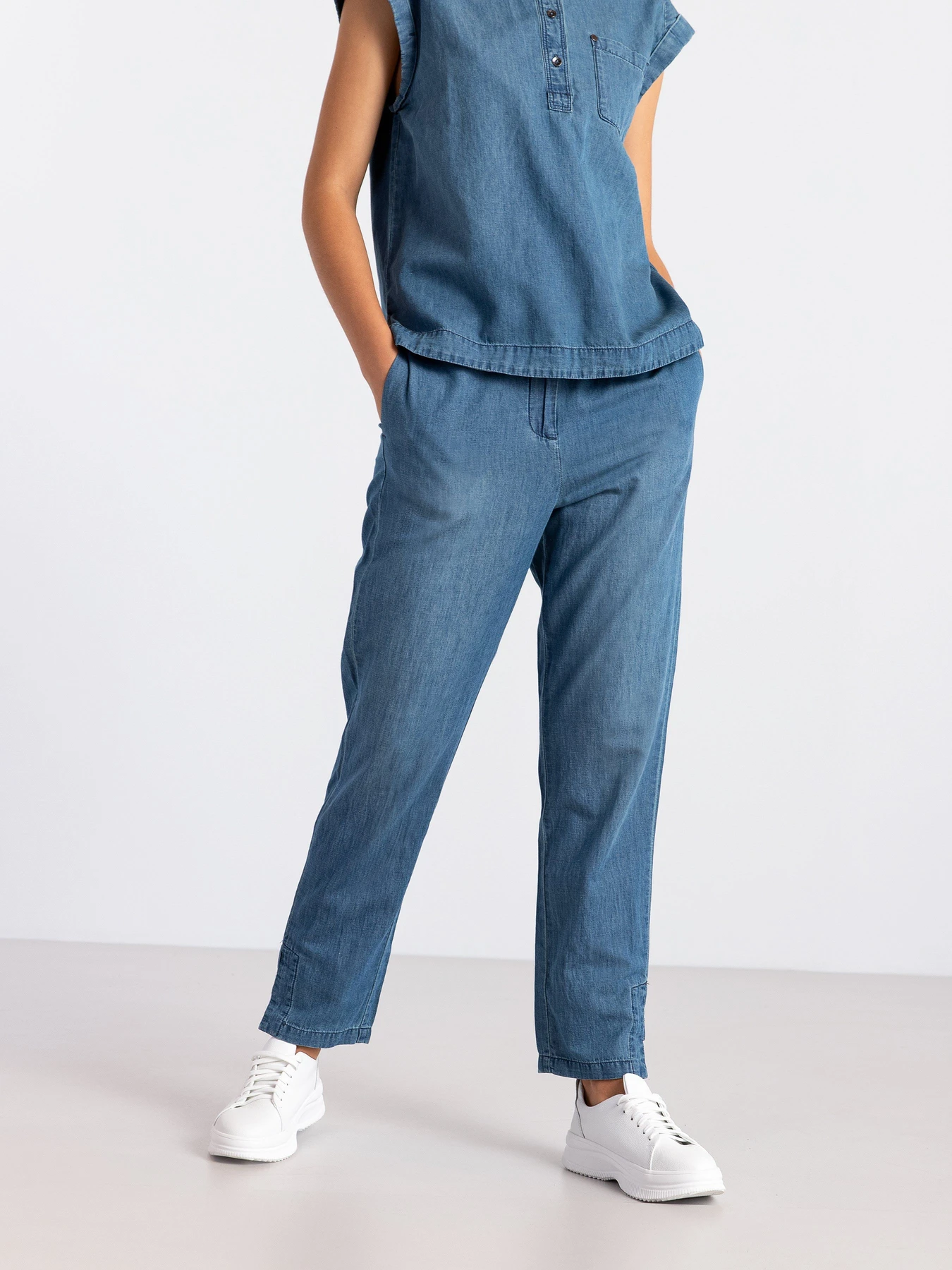 Джинсы Armani Exchange Slim Linen модель 3KYP27-YNVMZ-1500 Джинсы Armani Exchange Slim Linen модель 3KYP27-YNVMZ-1500 Фото