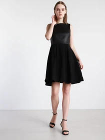 Платья Armani Exchange модель 3KYA20-YNJ2Z-1200 Фото
