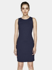 Сукні Armani Exchange модель 3KYA87-YJ2PZ-1593 Фото