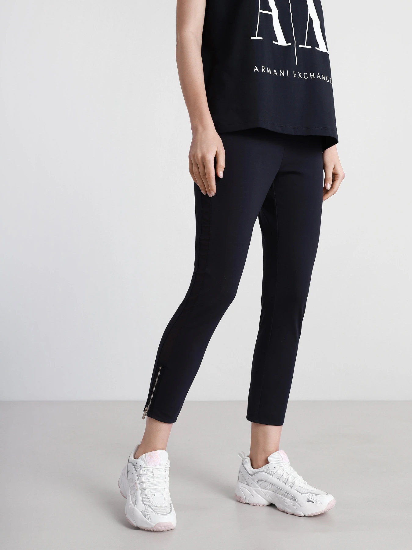 Брюки Armani Exchange модель 3KYP94-YJ33Z-1593 Брюки Armani Exchange модель 3KYP94-YJ33Z-1593 Фото