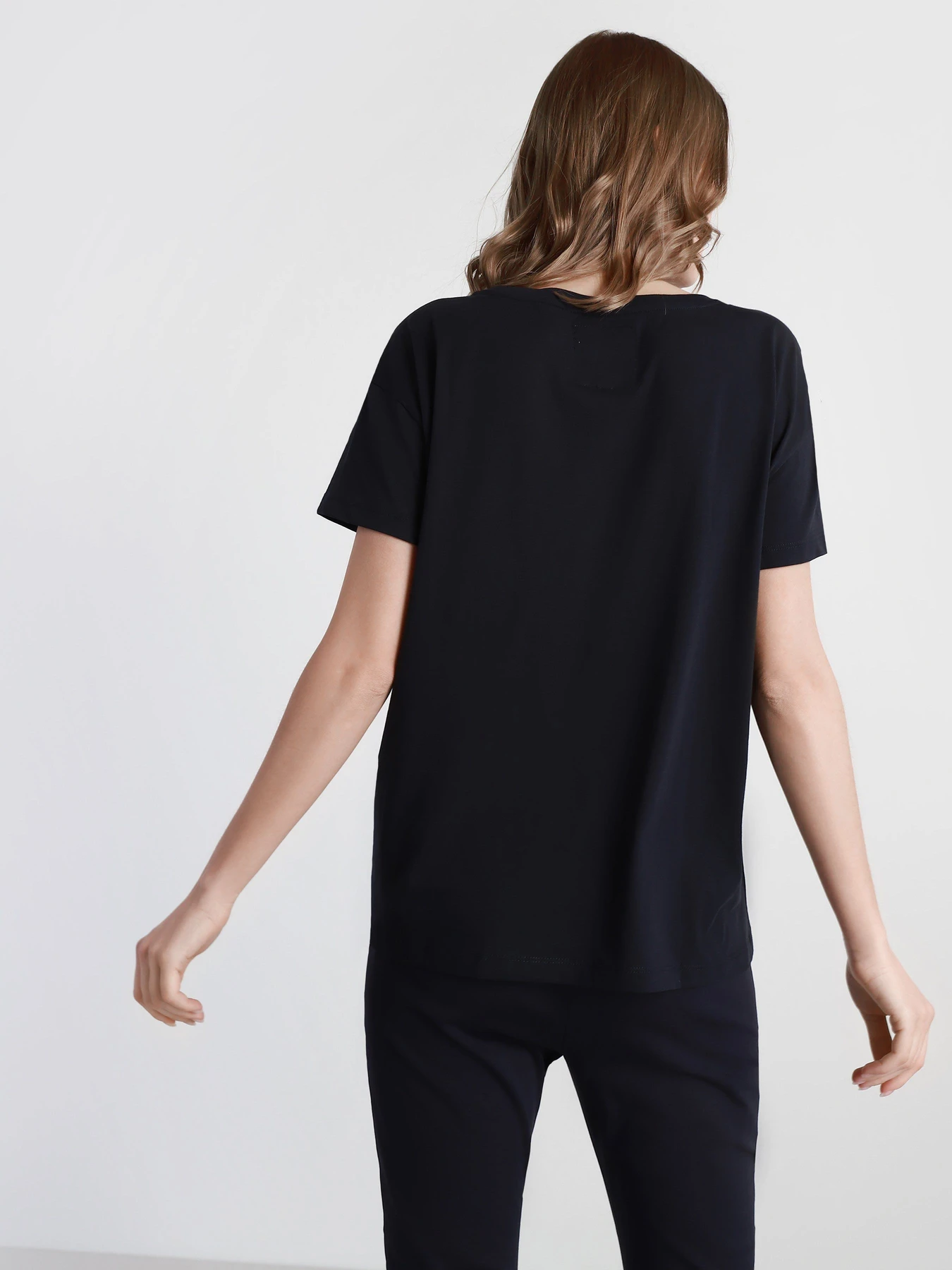 Футболки і поло Armani Exchange модель 8NYTCX-YJG3Z-1510 Футболки і поло Armani Exchange модель 8NYTCX-YJG3Z-1510 Фото