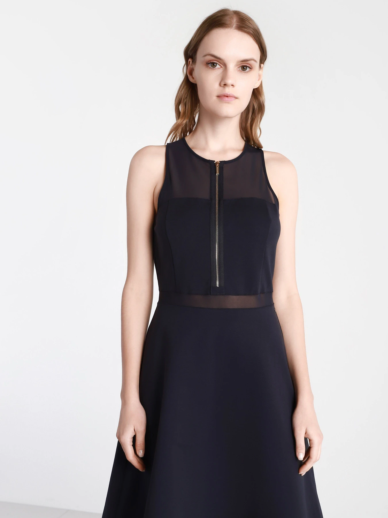 Платья Armani Exchange модель 3KYA81-YJ33Z-1593 Фото