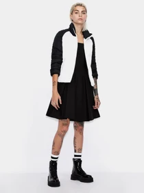 Сукні Armani Exchange модель 6HYA43-YNMUZ-1200 Фото