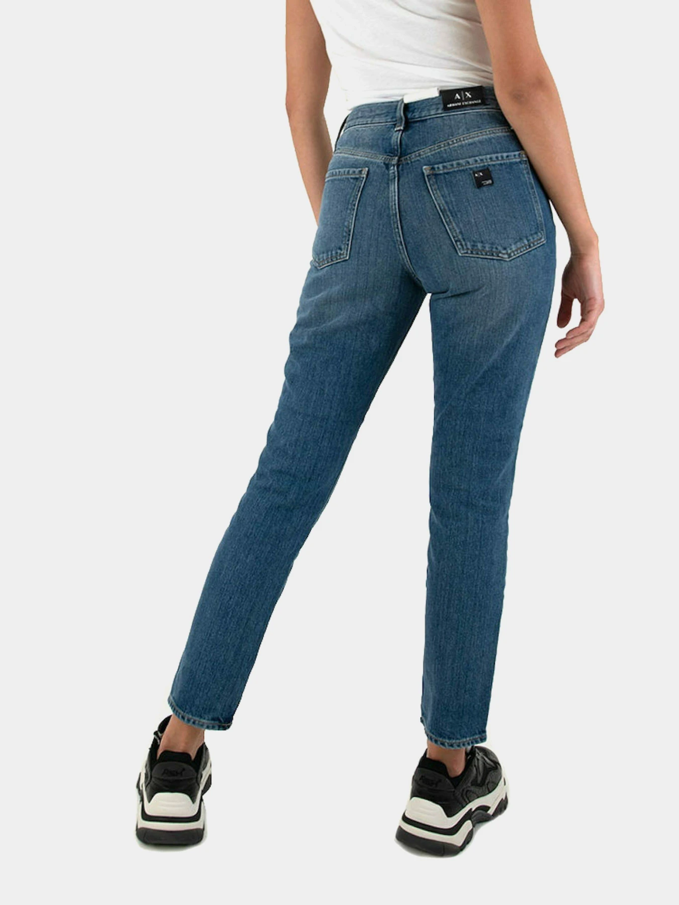 Джинсы Armani Exchange Carrot модель 6HYJ51-Y2QWZ-1500 Джинсы Armani Exchange Carrot модель 6HYJ51-Y2QWZ-1500 Фото