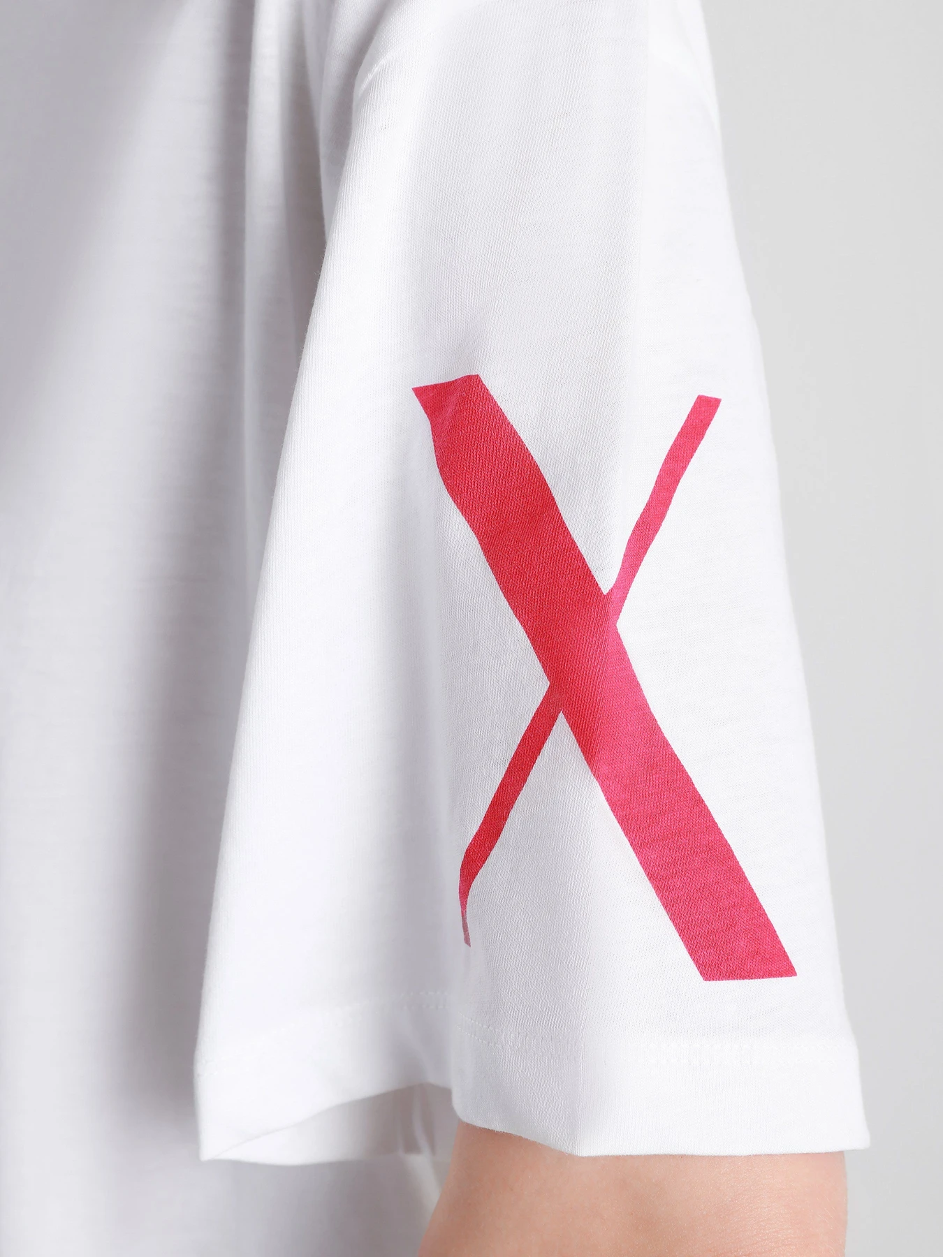 Футболки і поло Armani Exchange модель 6HYTFK-YJ5AZ-1000 Фото