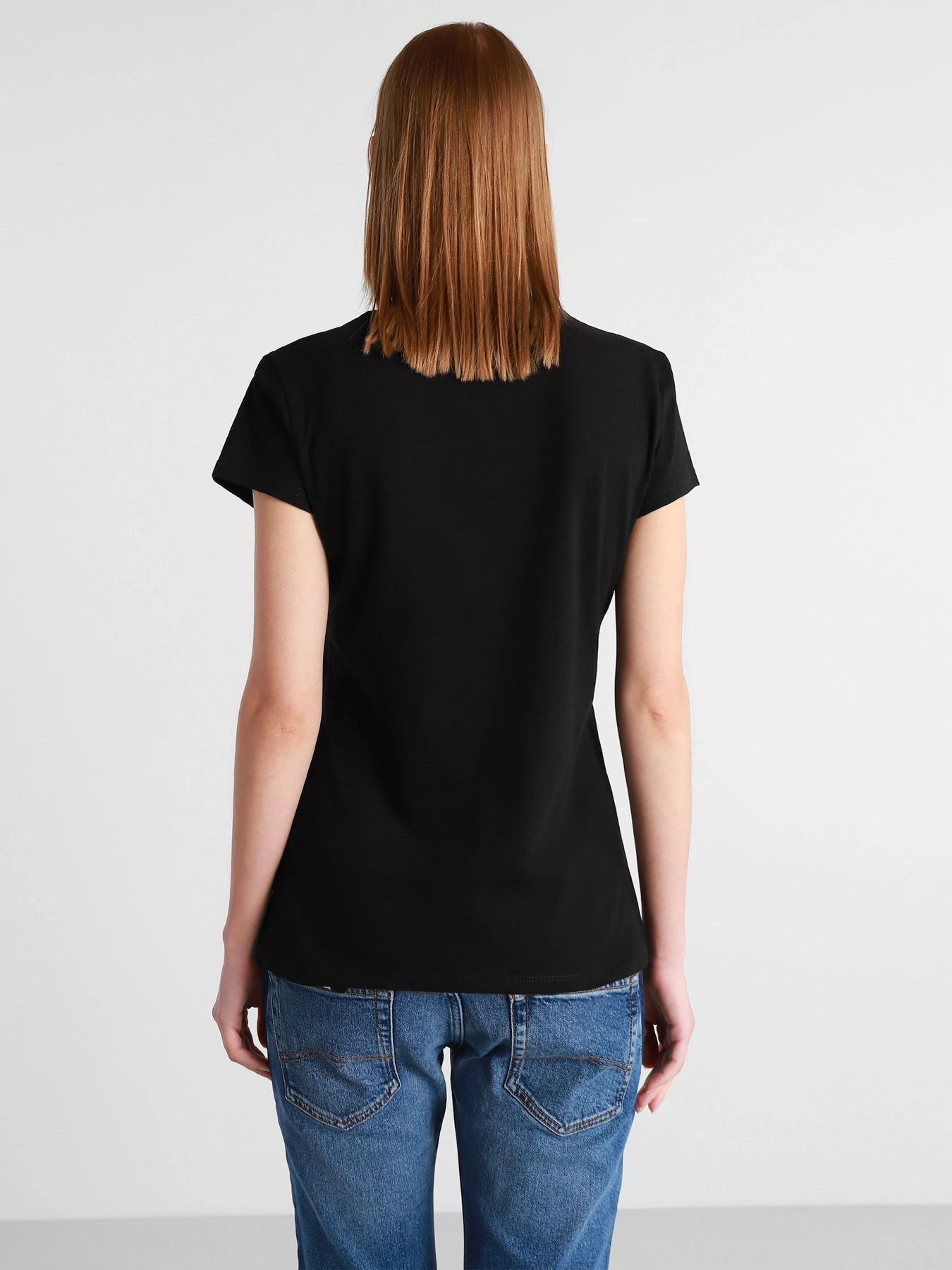 Футболки и поло Armani Exchange модель 6HYTGK-YJW3Z-1200 Футболки и поло Armani Exchange модель 6HYTGK-YJW3Z-1200 Фото