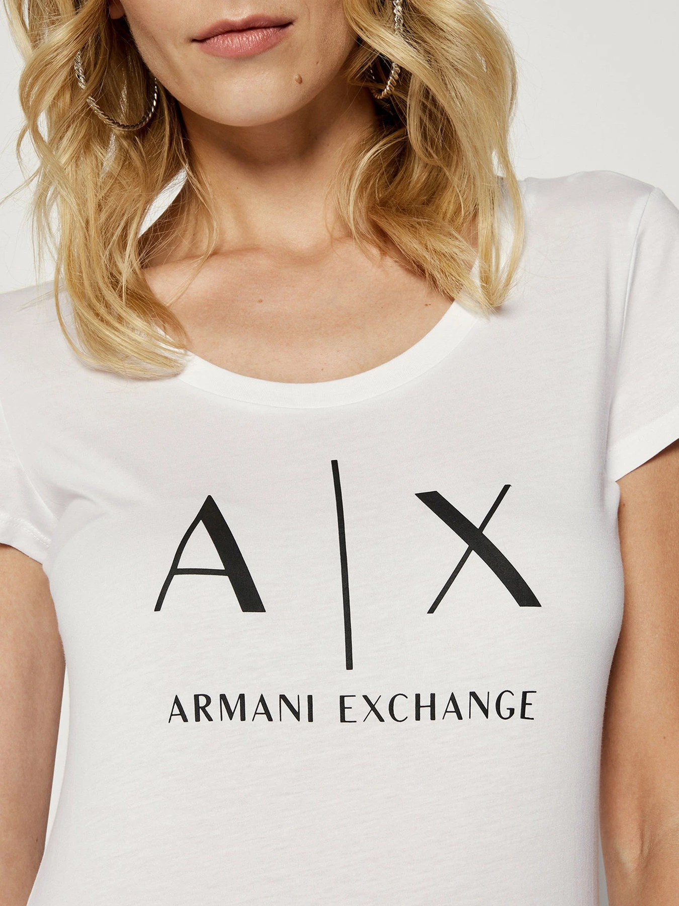 Футболки и поло Armani Exchange модель 8NYT70-YJ16Z-1000 Футболки и поло Armani Exchange модель 8NYT70-YJ16Z-1000 Фото
