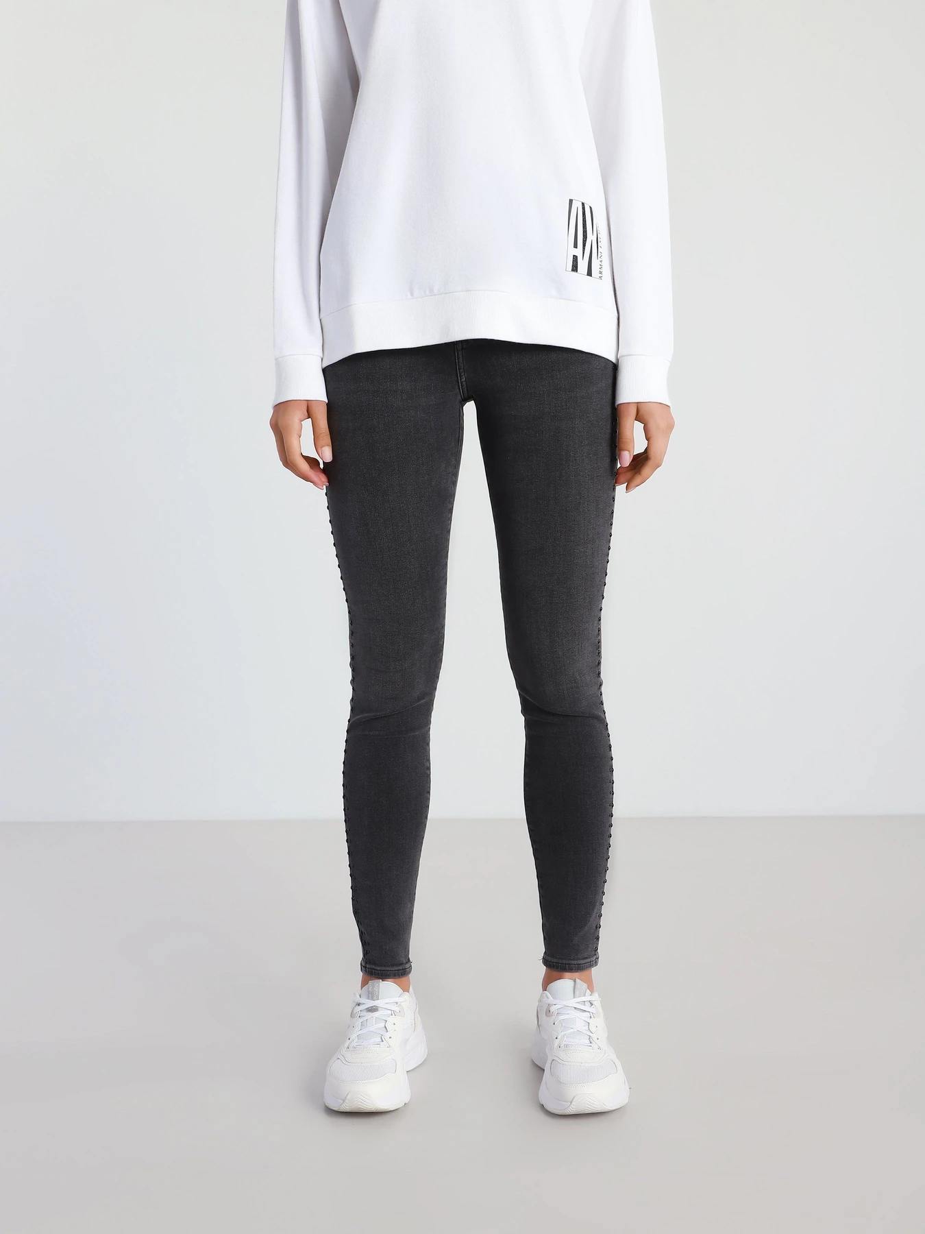 Джинсы Armani Exchange Super Skinny модель 3KYJ24-Y1CGZ-0204 Джинсы Armani Exchange Super Skinny модель 3KYJ24-Y1CGZ-0204 Фото