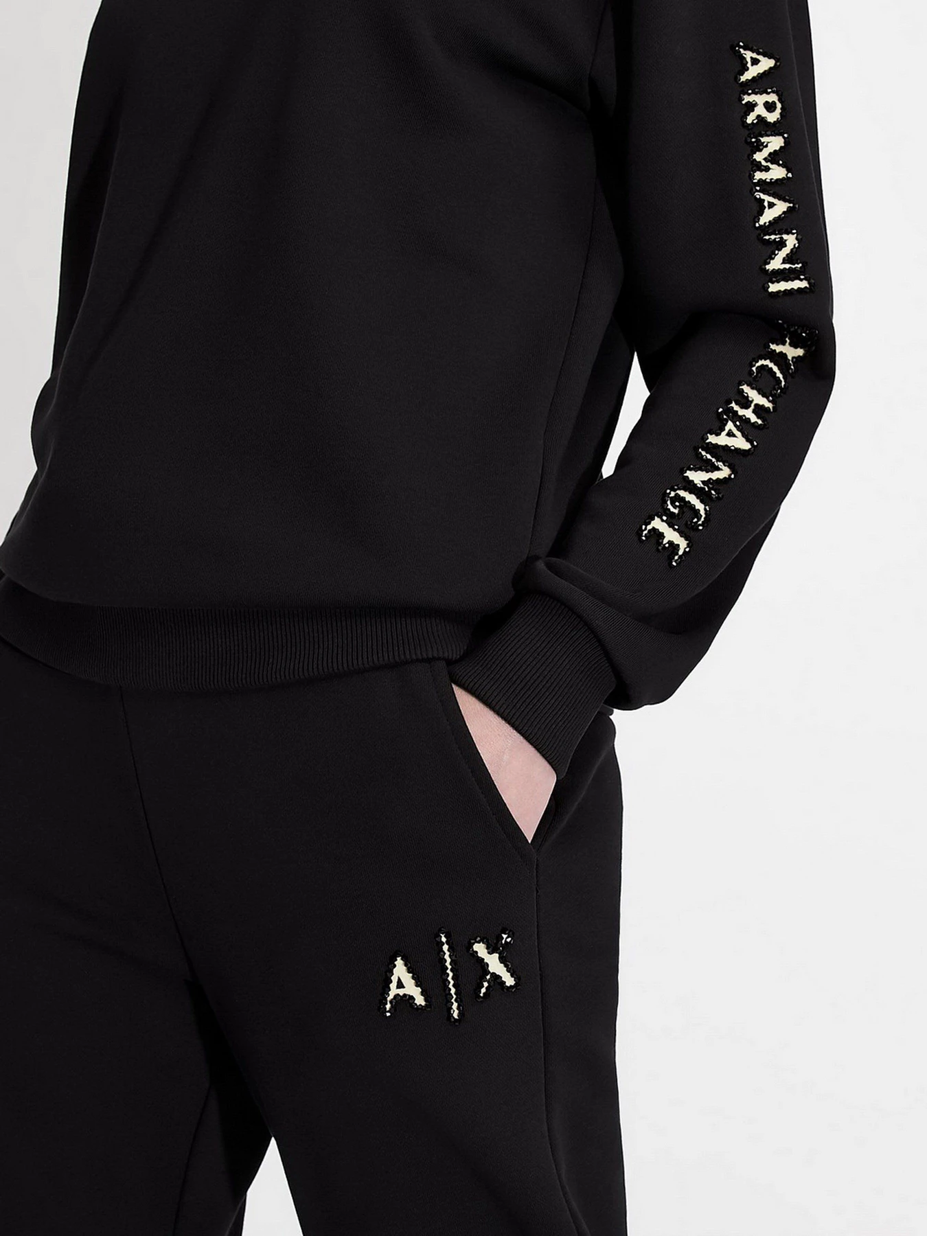 Брюки Armani Exchange модель 6KYP78-YJ6PZ-1200 Брюки Armani Exchange модель 6KYP78-YJ6PZ-1200 Фото