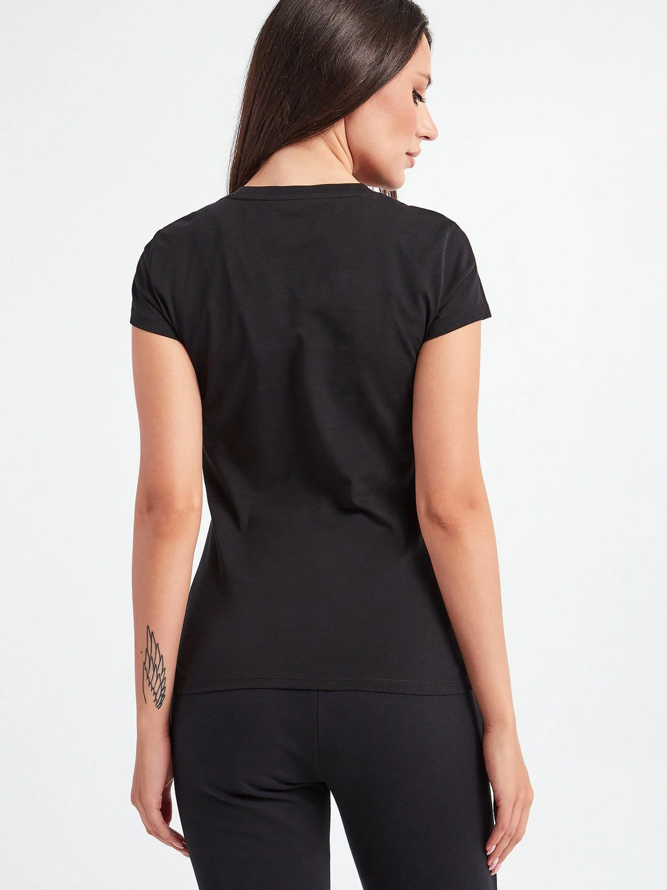 Футболки і поло Armani Exchange модель 6KYTAA-YJ8TZ-1200 Футболки і поло Armani Exchange модель 6KYTAA-YJ8TZ-1200 Фото