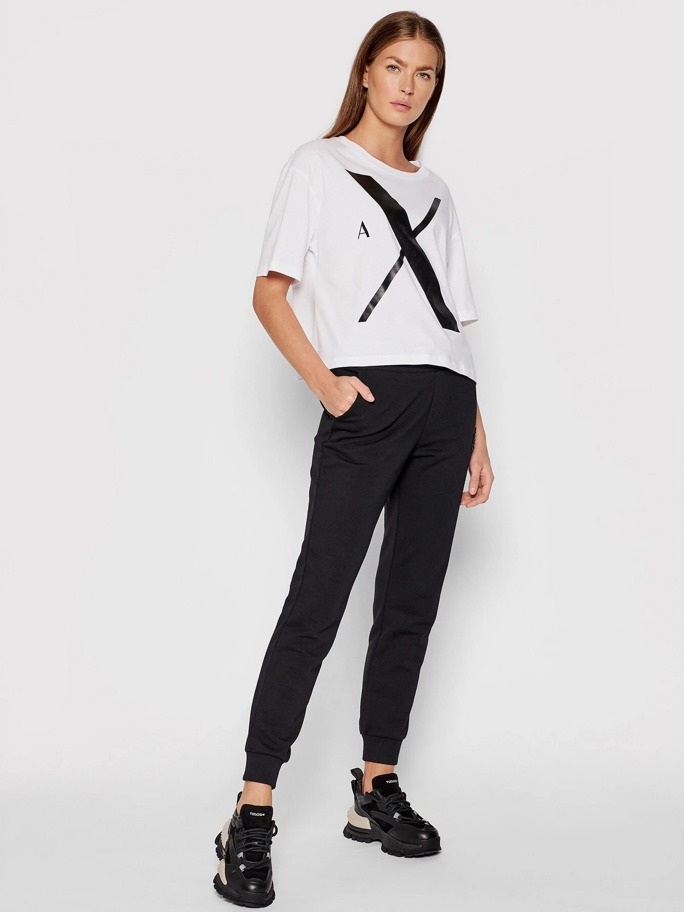 Футболки и поло Armani Exchange модель 6KYTAF-YJ8QZ-1000 Футболки и поло Armani Exchange модель 6KYTAF-YJ8QZ-1000 Фото