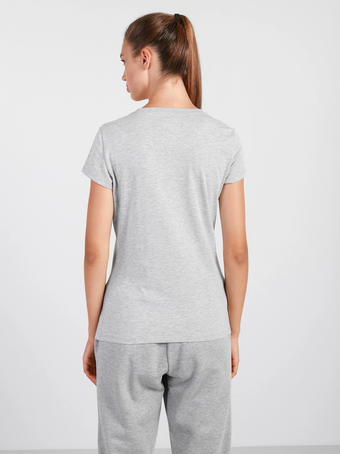 Футболки і поло Armani Exchange модель 6KYTAE-YJ8TZ-3911 Футболки і поло Armani Exchange модель 6KYTAE-YJ8TZ-3911 Фото