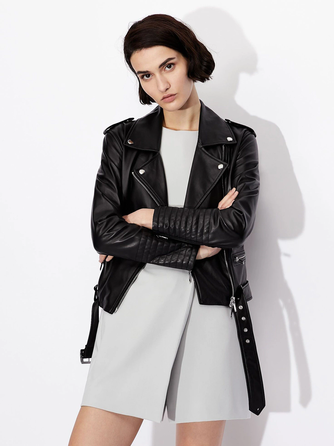 Комбинезоны Armani Exchange модель 3KYA10-YNGXZ-1900 Комбинезоны Armani Exchange модель 3KYA10-YNGXZ-1900 Фото