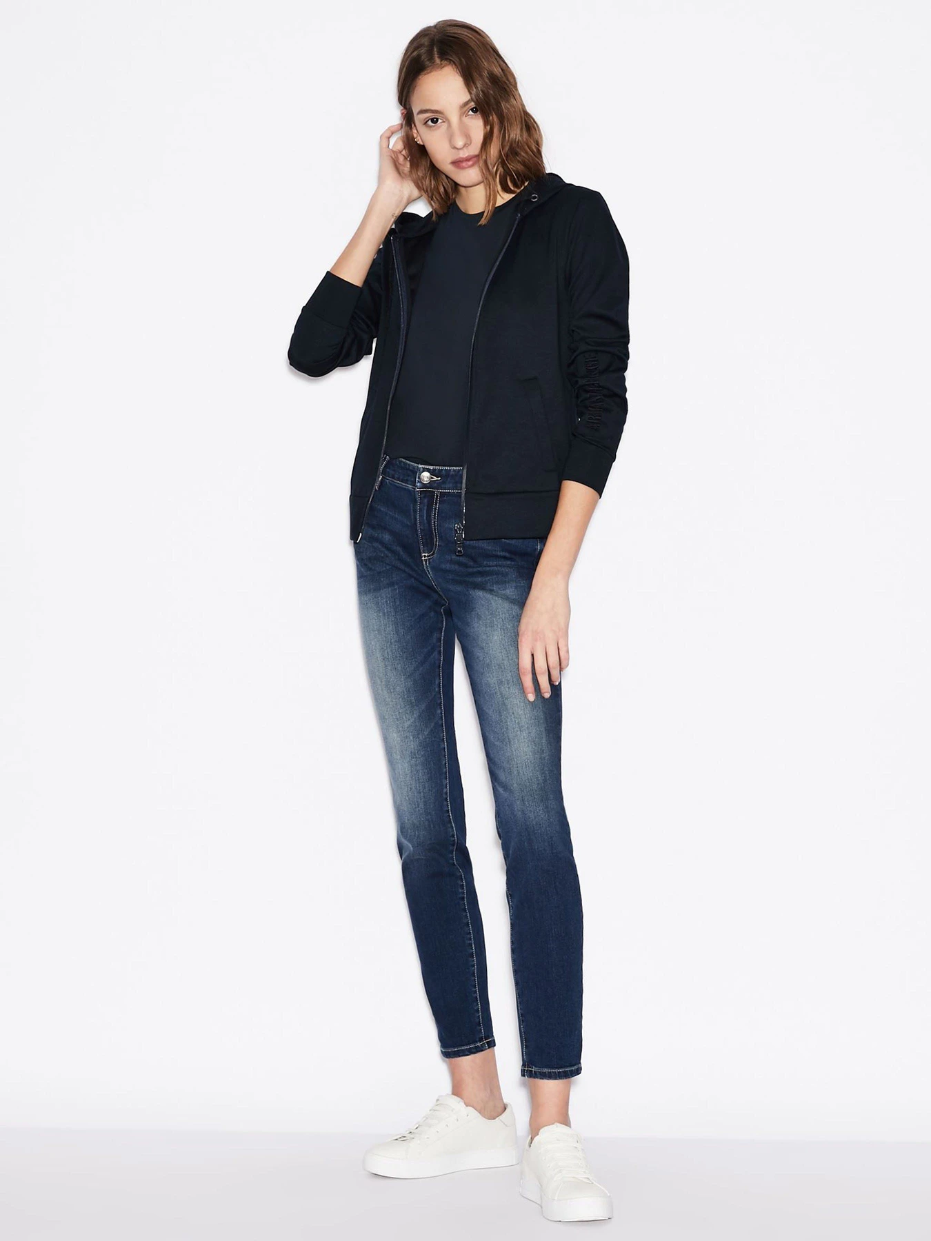 Футболки і поло Armani Exchange модель 8NYT74-Y8C7Z-1510 Фото