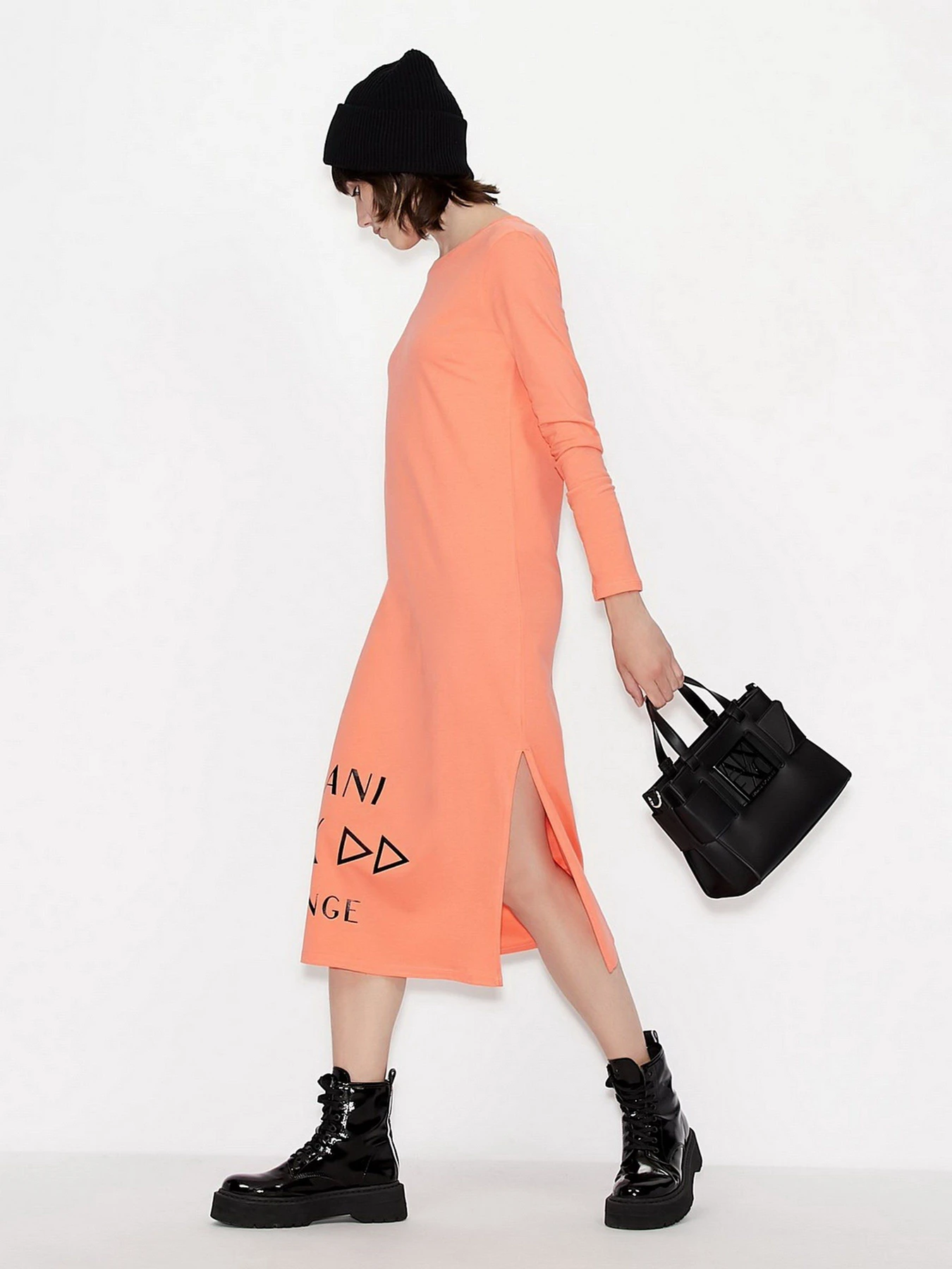 Платья Armani Exchange модель 6KYA70-YJ3RZ-1675 Фото