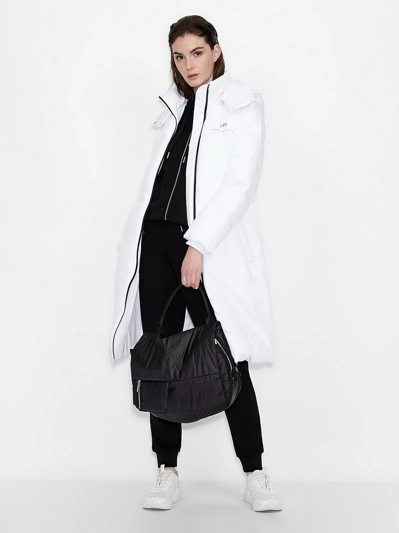 Куртки и дубленки Armani Exchange модель 6KYK11-YNTUZ-1000 Куртки и дубленки Armani Exchange модель 6KYK11-YNTUZ-1000 Фото