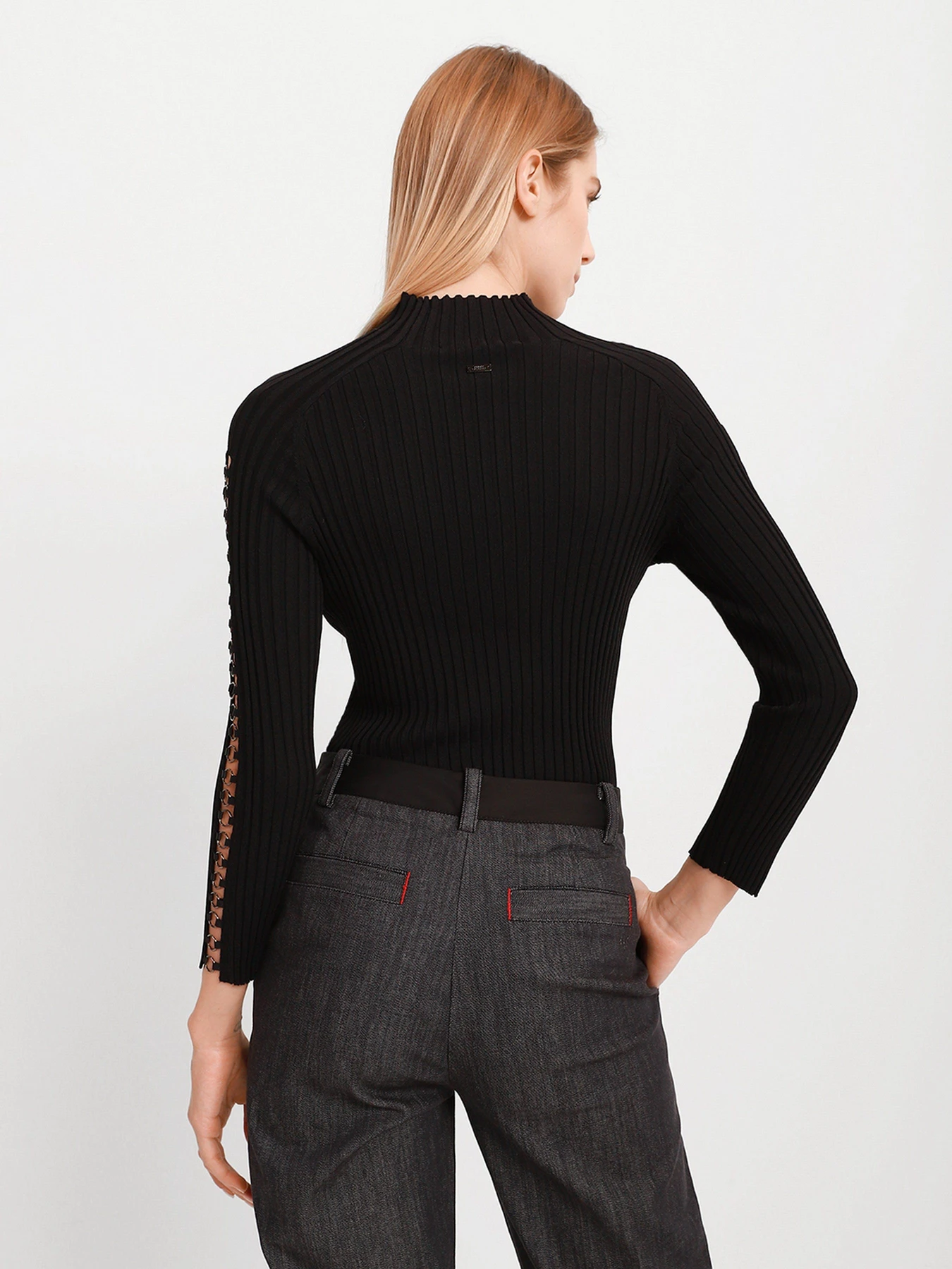 Свитры и кардиганы Armani Exchange модель 6KYM1T-YMM8Z-1200 Свитры и кардиганы Armani Exchange модель 6KYM1T-YMM8Z-1200 Фото