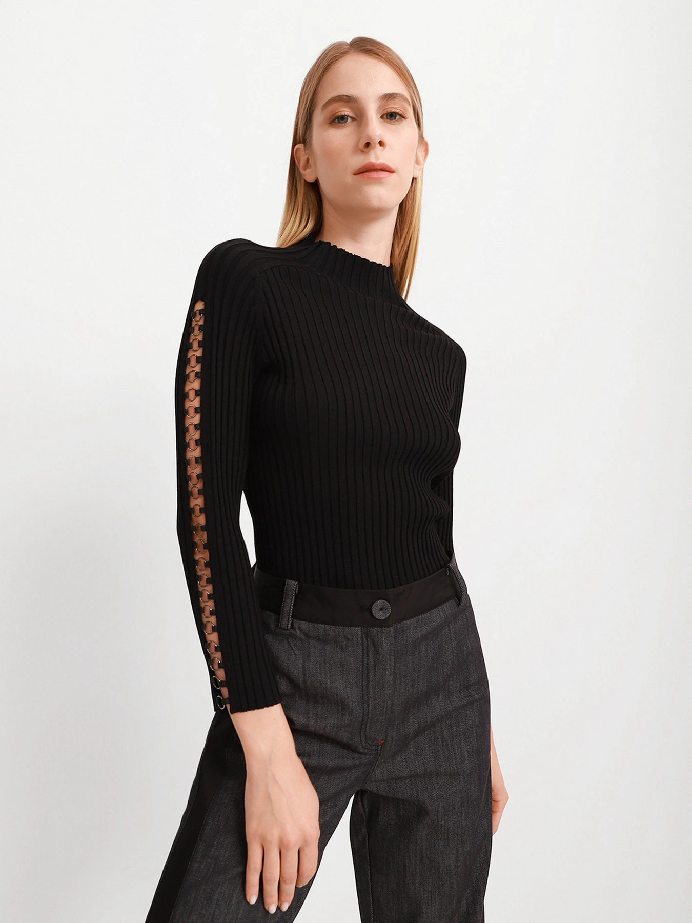 Свитры и кардиганы Armani Exchange модель 6KYM1T-YMM8Z-1200 Свитры и кардиганы Armani Exchange модель 6KYM1T-YMM8Z-1200 Фото