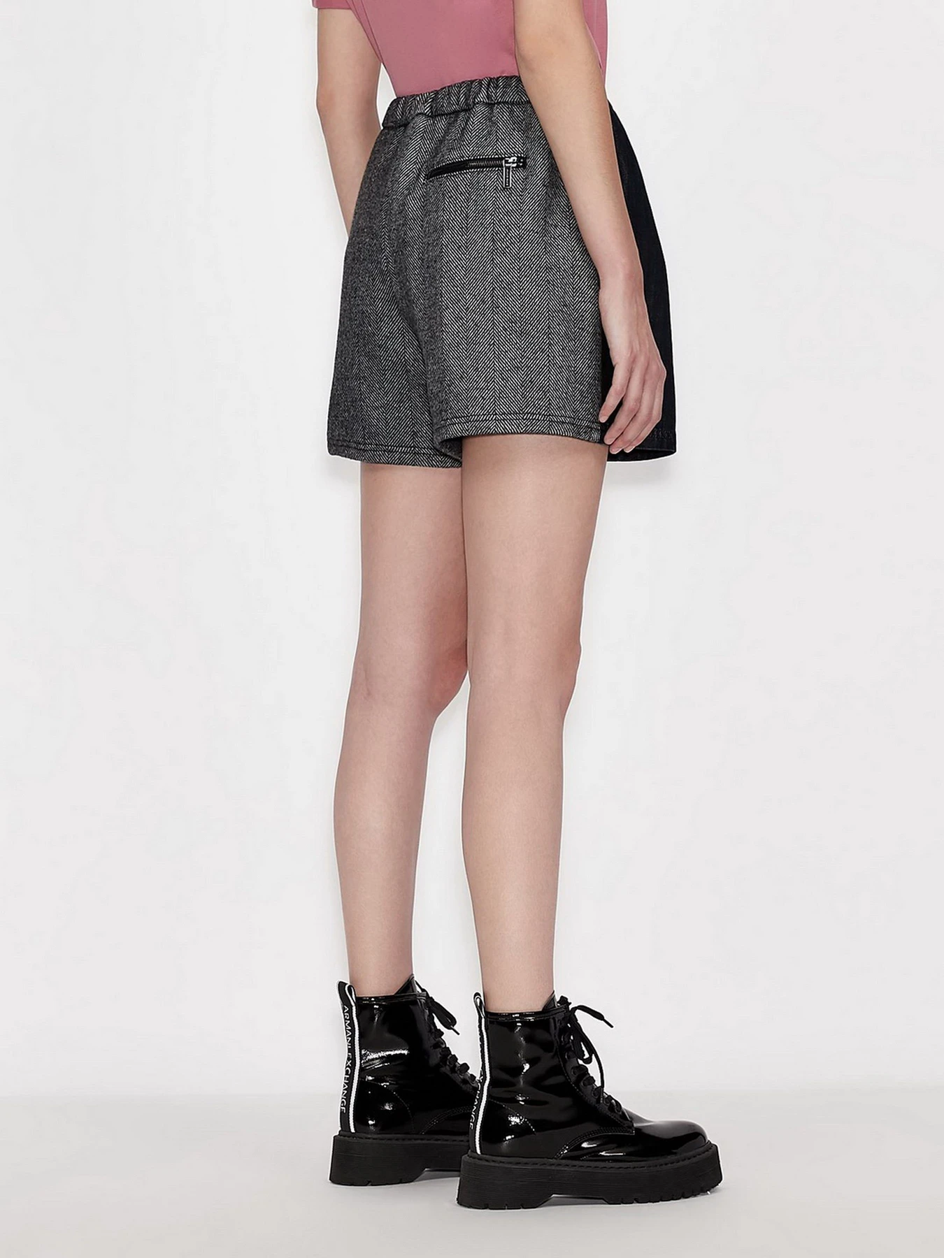 Шорты Armani Exchange модель 6KYS33-Y1EBZ-1500 Шорты Armani Exchange модель 6KYS33-Y1EBZ-1500 Фото
