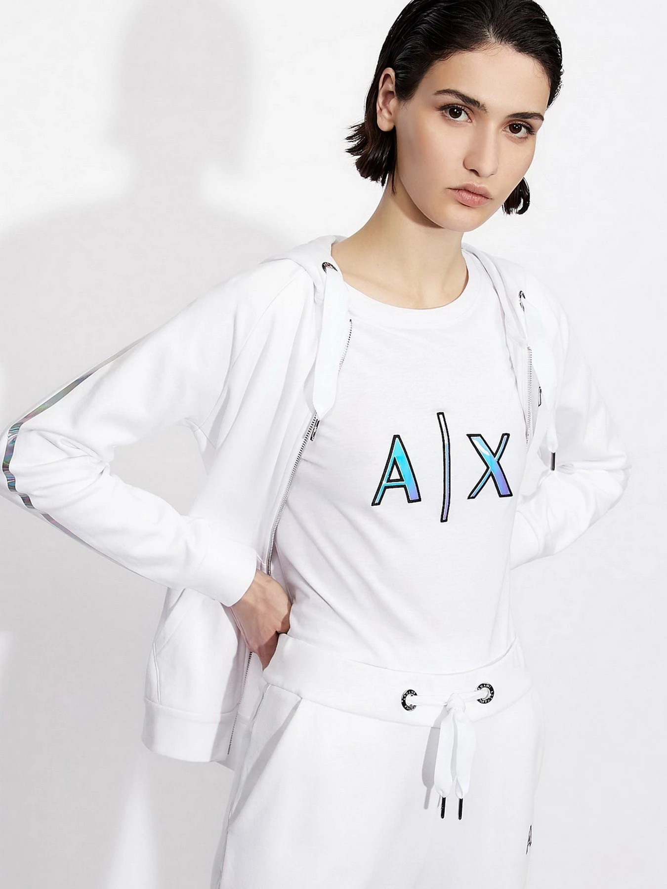 Футболки і поло Armani Exchange модель 6KYTGF-YJG3Z-1000 Фото