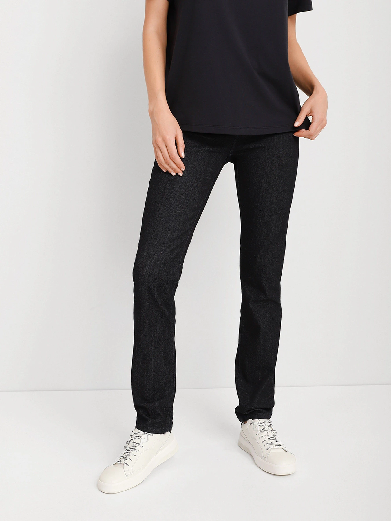 Джинсы Armani Exchange Slim модель 8NYJ45-Y1TDZ-1500 Джинсы Armani Exchange Slim модель 8NYJ45-Y1TDZ-1500 Фото